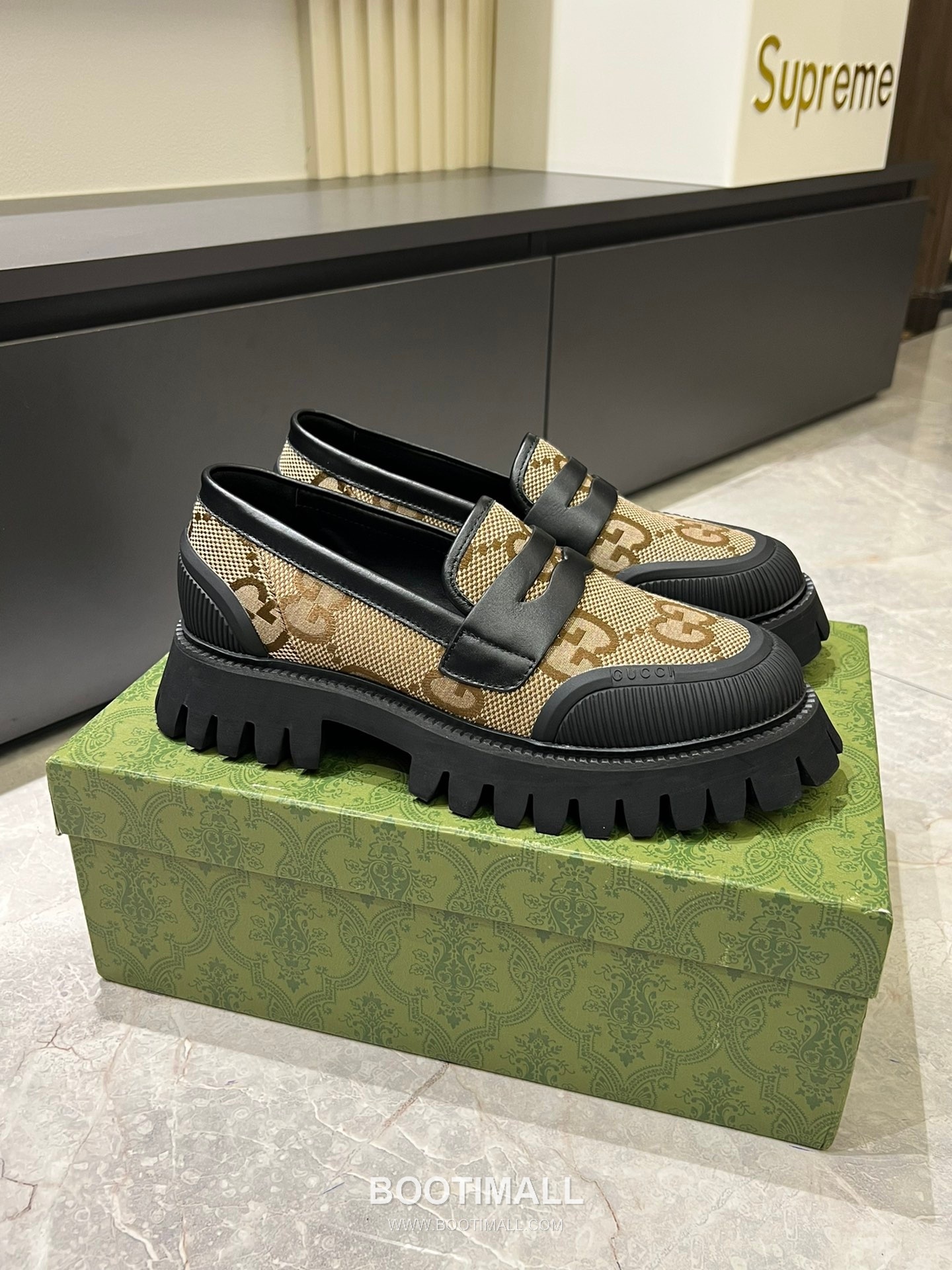 Gucci Leather Logo Sneakers 구찌 레더 로고 스니커즈 2