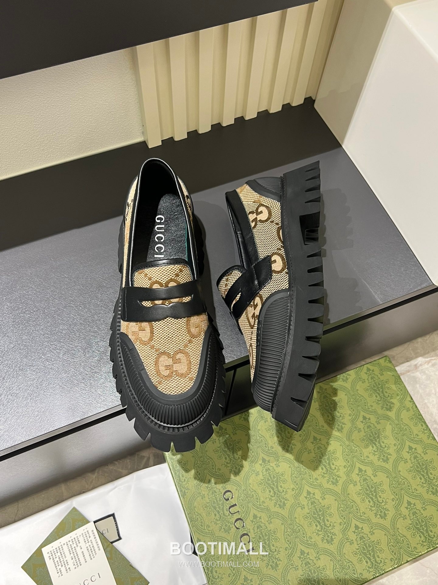 Gucci Leather Logo Sneakers 구찌 레더 로고 스니커즈 4