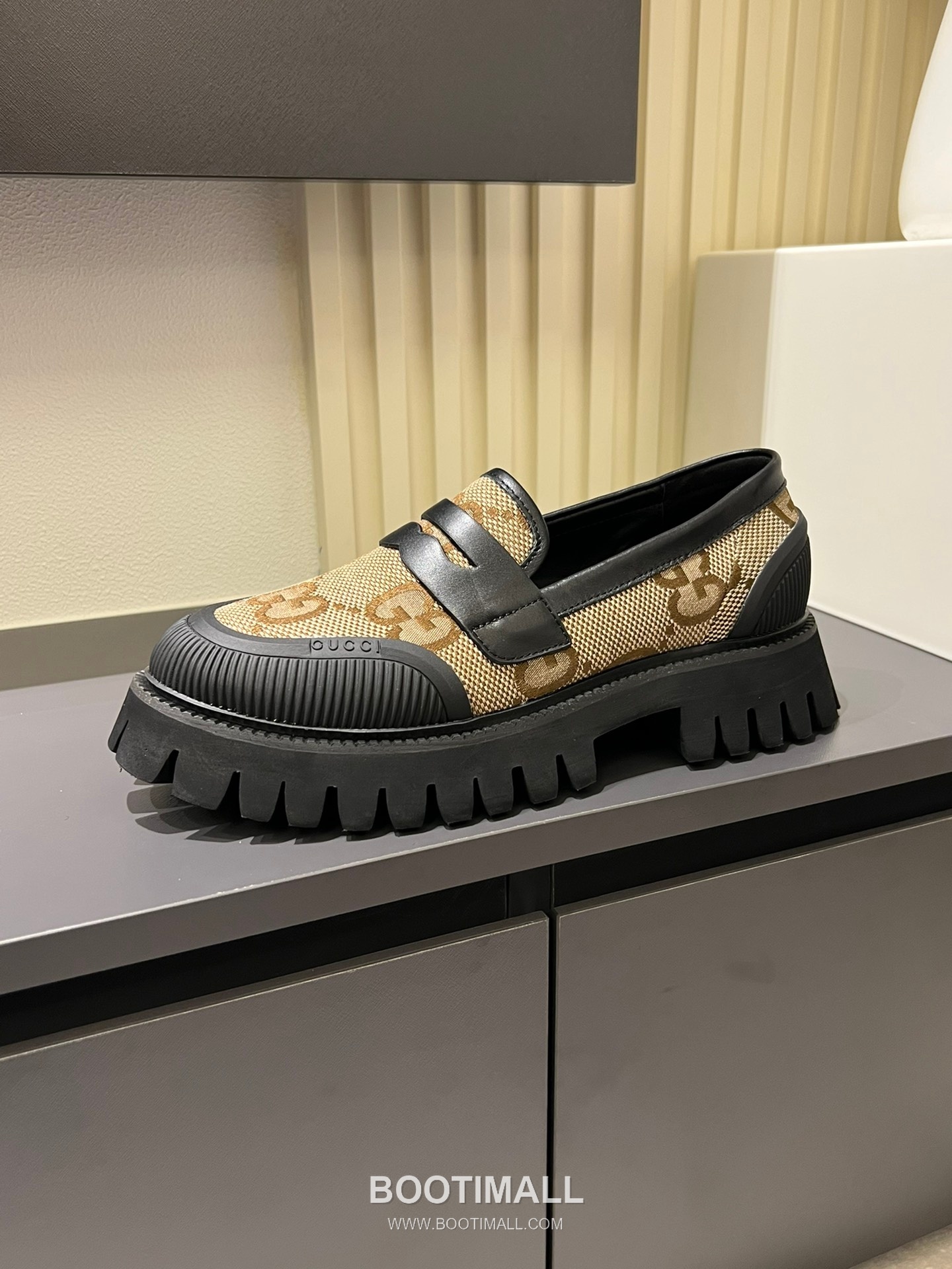 Gucci Leather Logo Sneakers 구찌 레더 로고 스니커즈 5