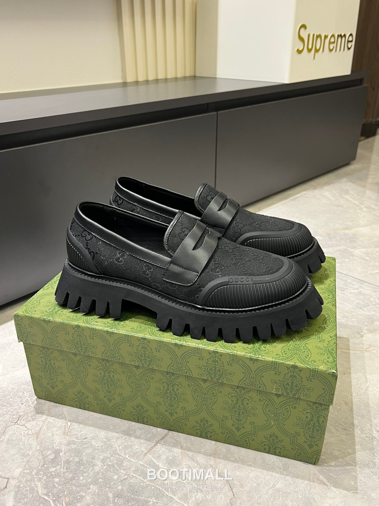 Gucci Leather Logo Sneakers 구찌 레더 로고 스니커즈 2