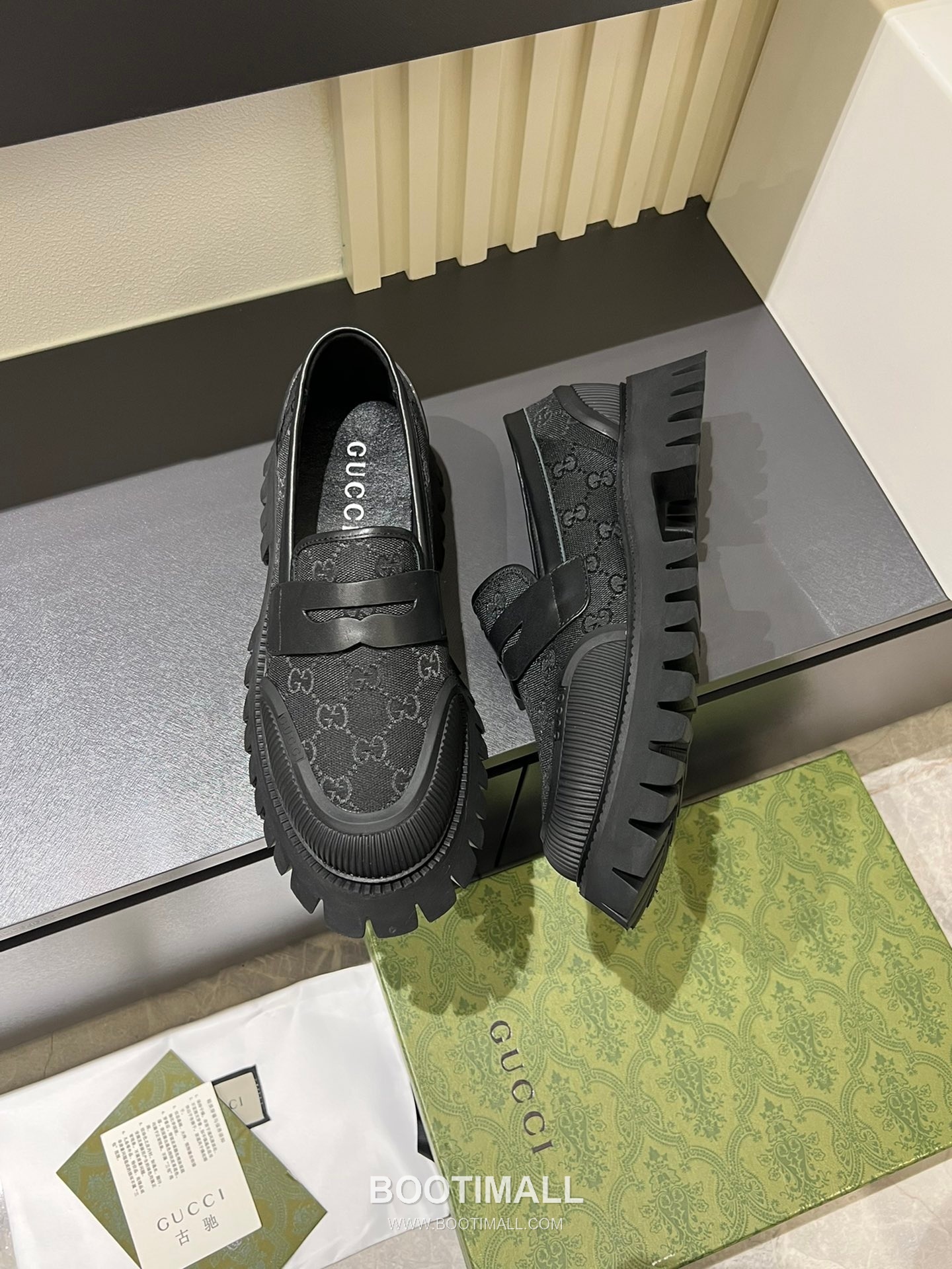 Gucci Leather Logo Sneakers 구찌 레더 로고 스니커즈 4