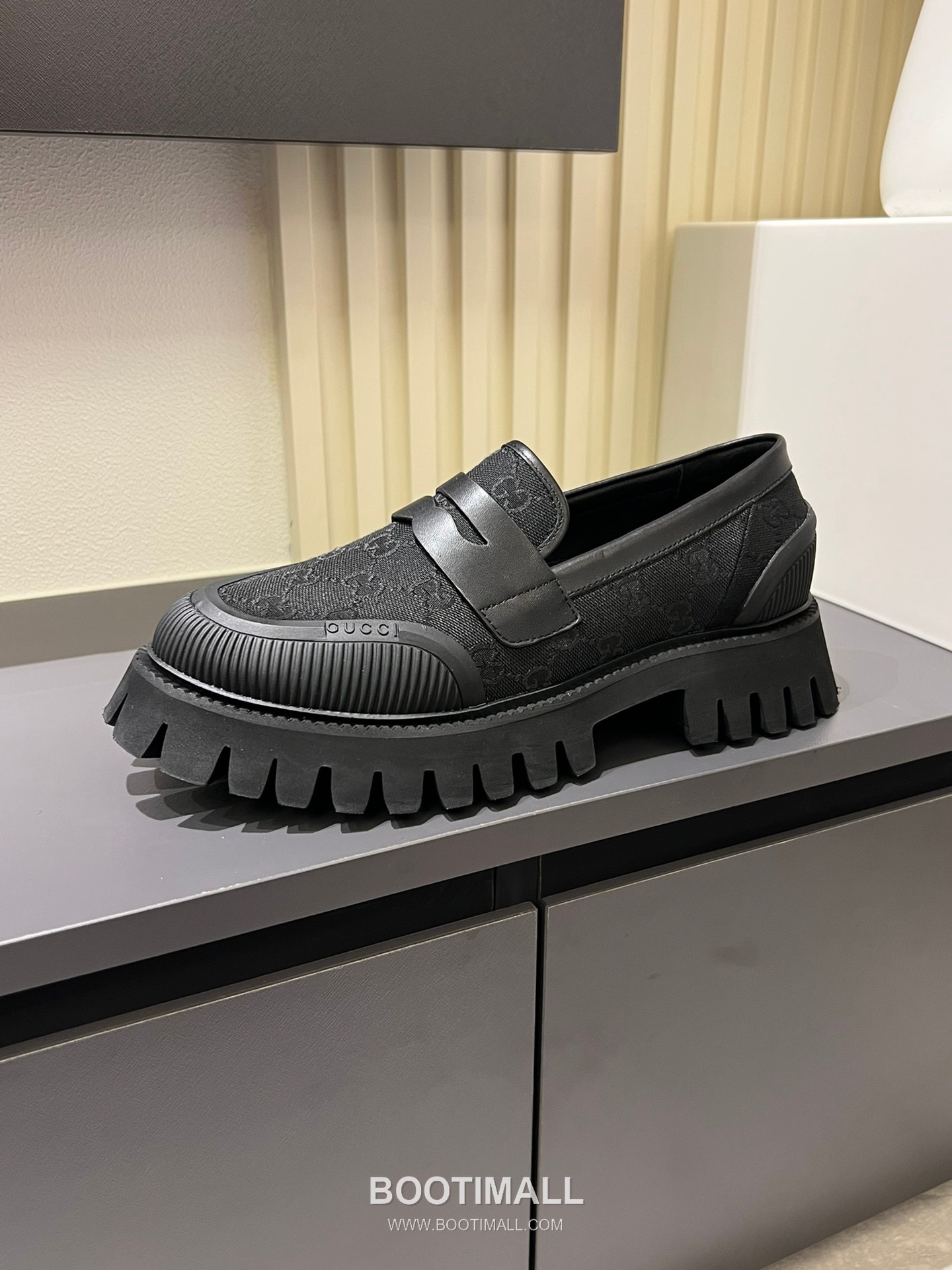 Gucci Leather Logo Sneakers 구찌 레더 로고 스니커즈 5