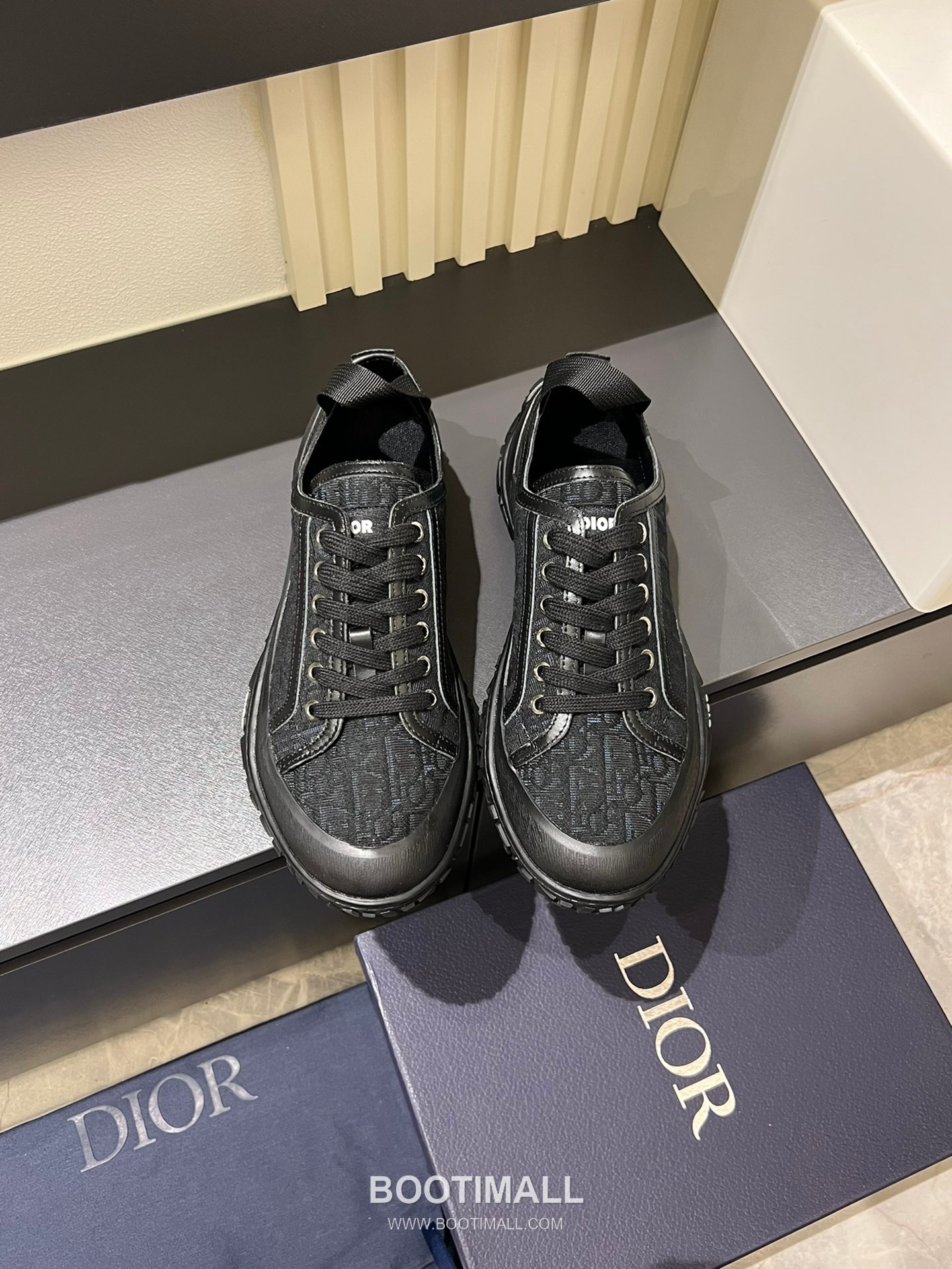 Dior Oblique Jacquard Canvas Low-Top Sneakers 디올 오블리크 자카드 캔버스 로우탑 스니커즈 1