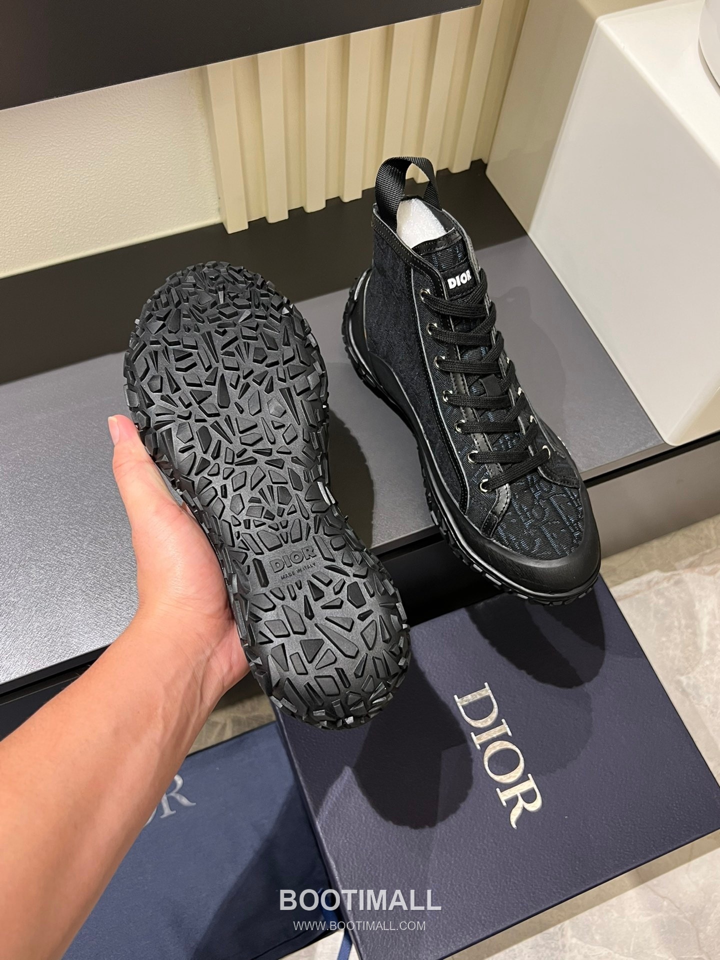 Dior B28 High-Top Oblique Jacquard Beige Black Sneakers 디올 B28 하이탑 오블리크 자카드 베이지 블랙 스니커즈 7