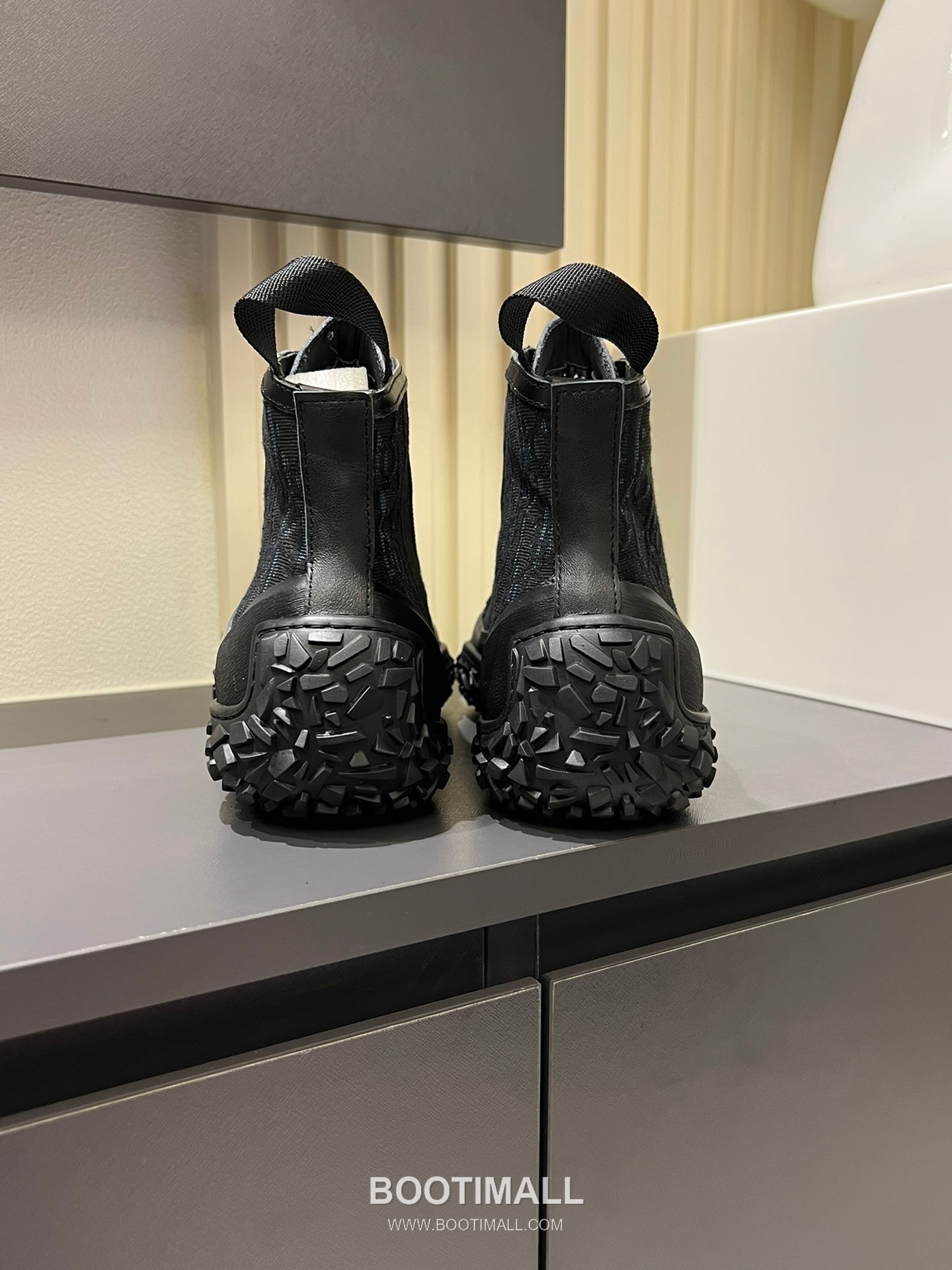 Dior B28 High-Top Oblique Jacquard Beige Black Sneakers 디올 B28 하이탑 오블리크 자카드 베이지 블랙 스니커즈 9