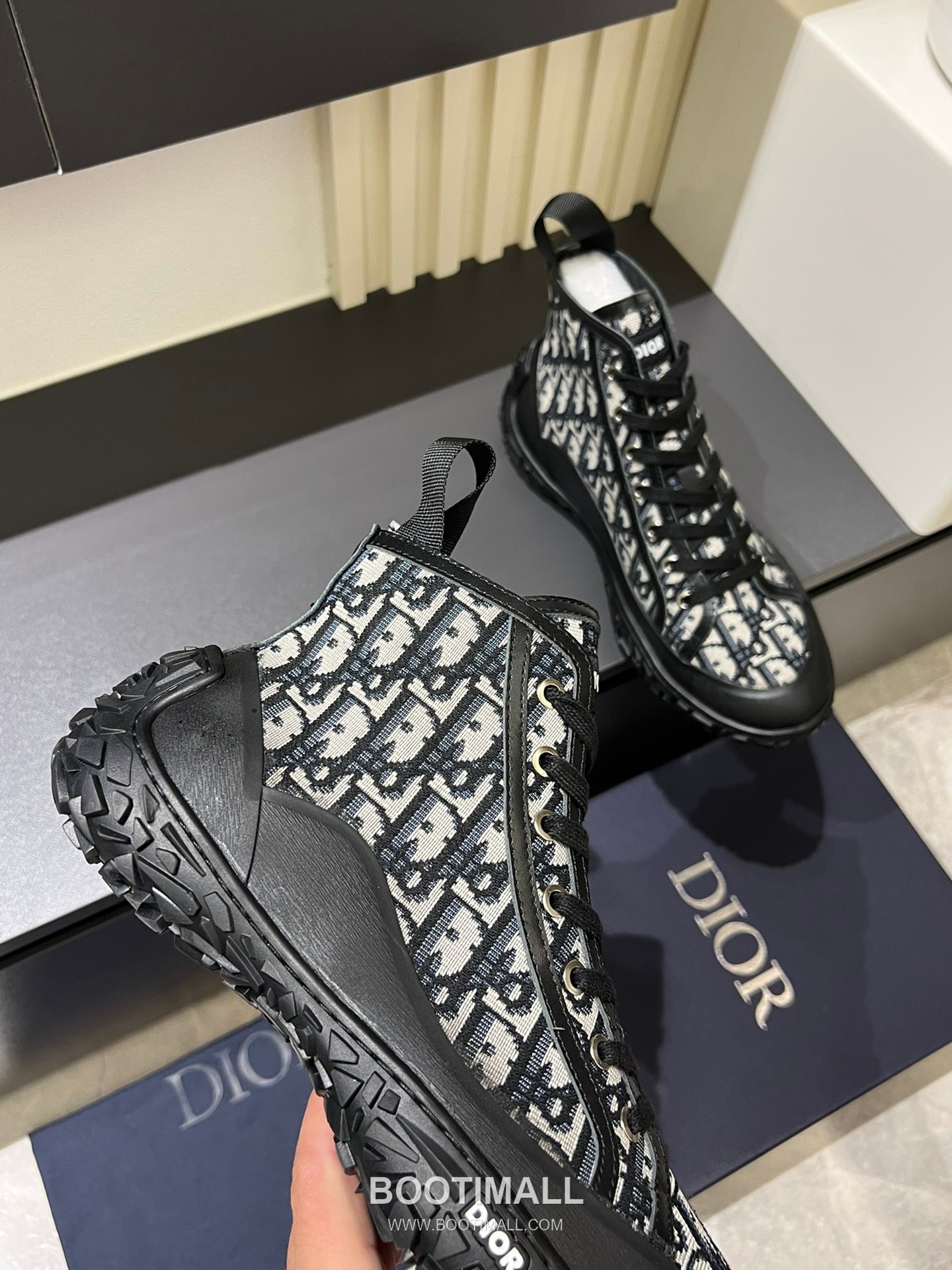 Dior B28 High-Top Oblique Jacquard Beige Black Sneakers 디올 B28 하이탑 오블리크 자카드 베이지 블랙 스니커즈 8
