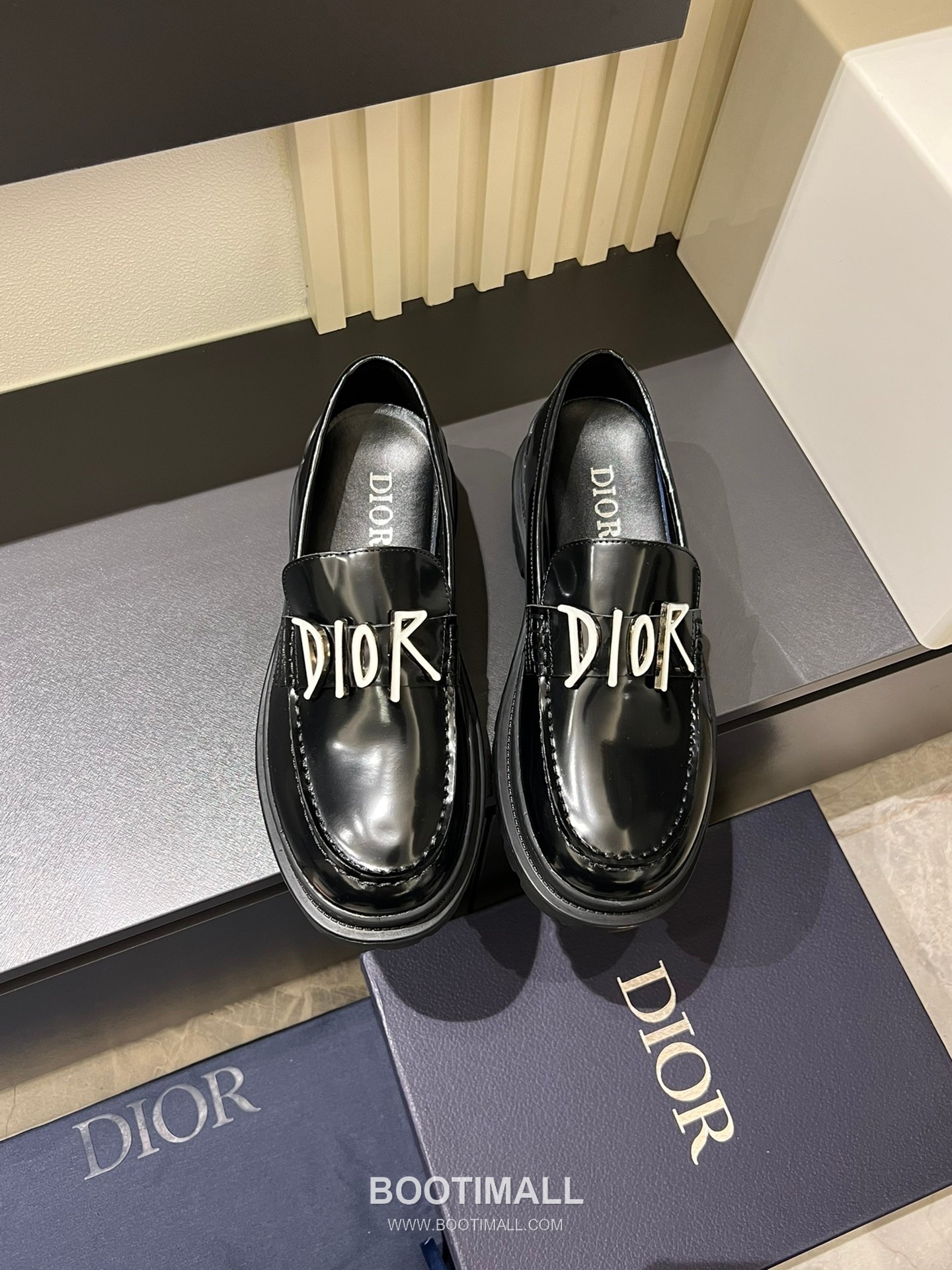 Dior And Shawn Stussy Smooth Calfskin Leather Black Loafer 디올 앤 숀 스투시 스무드 송아지 가죽 블랙 로퍼 1
