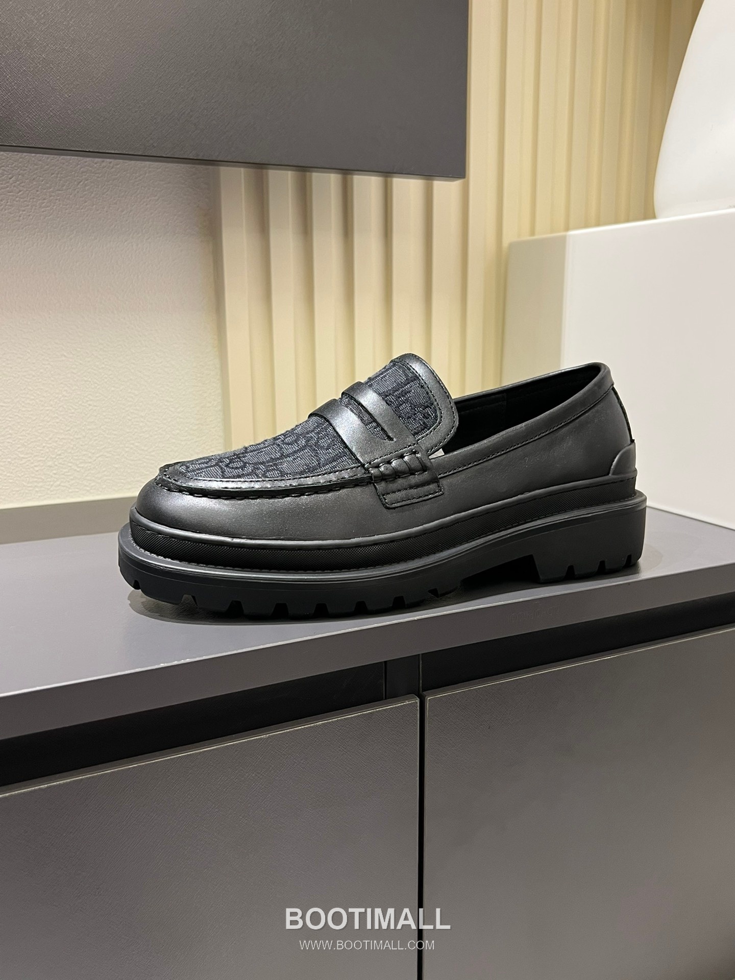Dior And Shawn Stussy Smooth Calfskin Leather Black Loafer 디올 앤 숀 스투시 스무드 송아지 가죽 블랙 로퍼 5