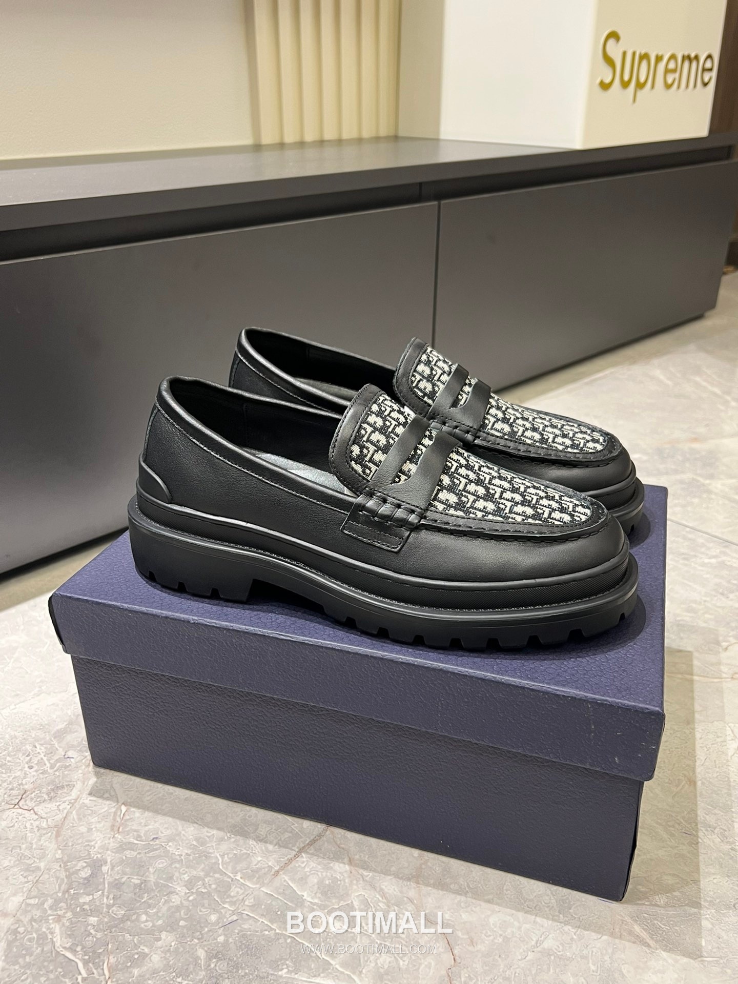 Dior And Shawn Stussy Smooth Calfskin Leather Black Loafer 디올 앤 숀 스투시 스무드 송아지 가죽 블랙 로퍼 2