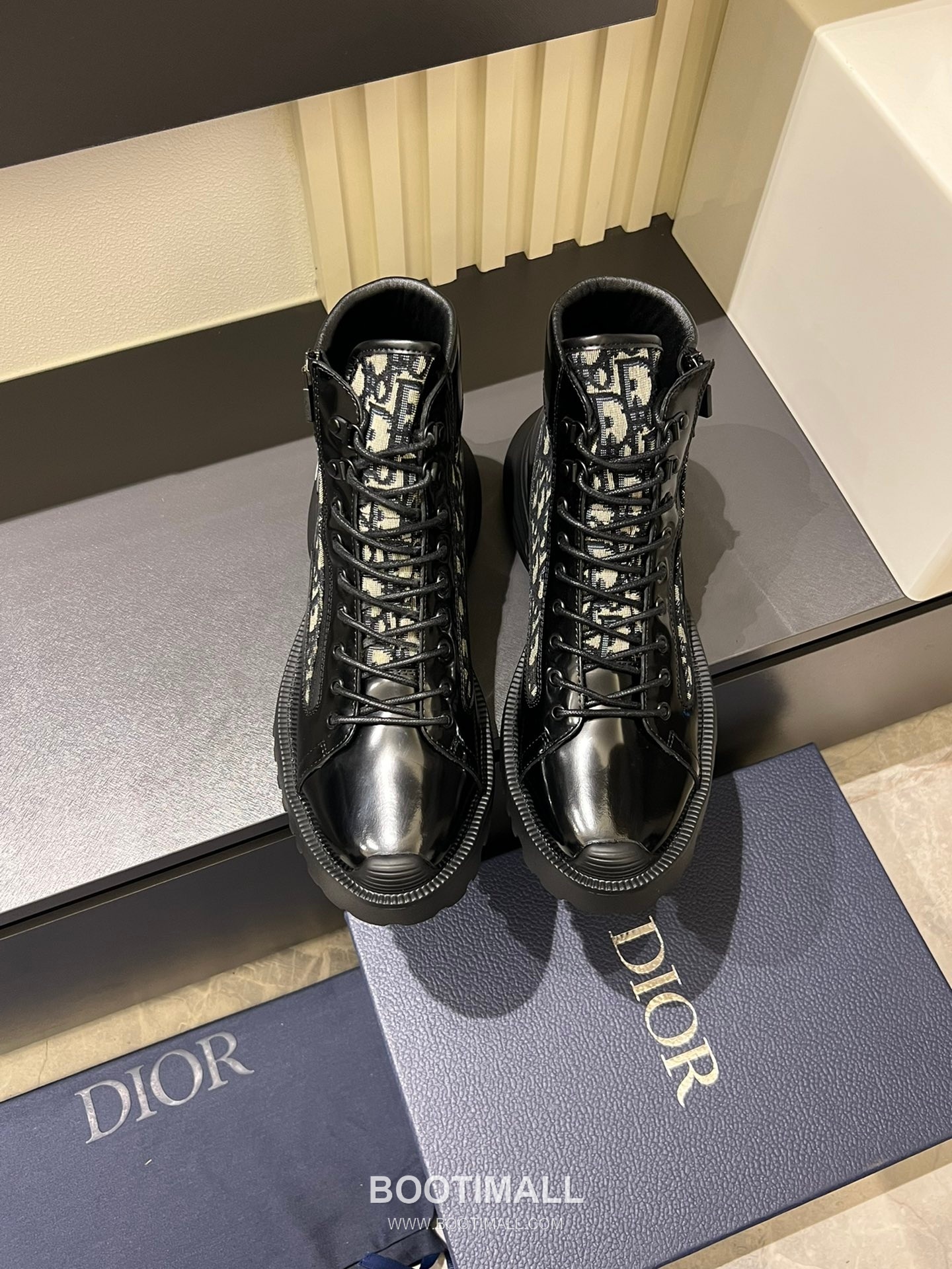 Dior Derby Oblique Patent Leather Black Shoes 디올 더비 오블리크 페이턴트 레더 블랙 슈즈 1