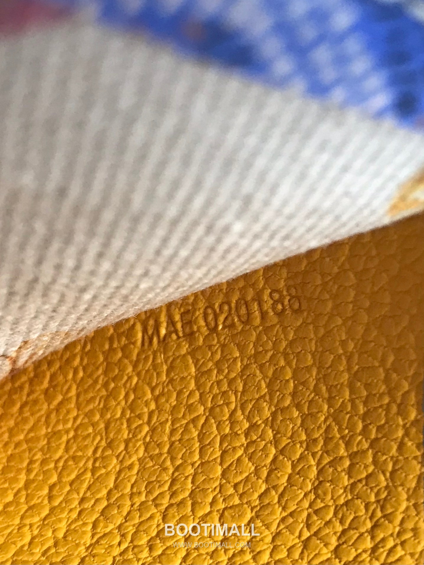 Goyard Plumet Triple Compartment Canvas Leather Crossbody Bag 고야드 플루멧 020188 캔버스 레더 크로스백 20cm 9