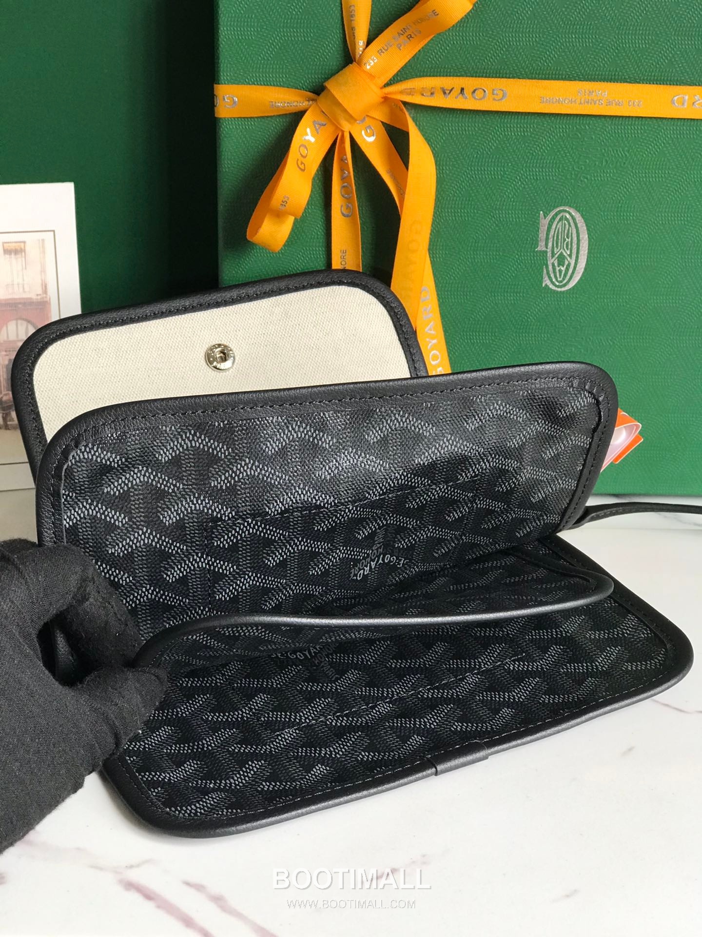 Goyard Plumet Limited Black Painted Canvas Crossbody Bag 고야드 플루메 020188 리미티드 블랙 페인티드 캔버스 크로스백 20cm 5