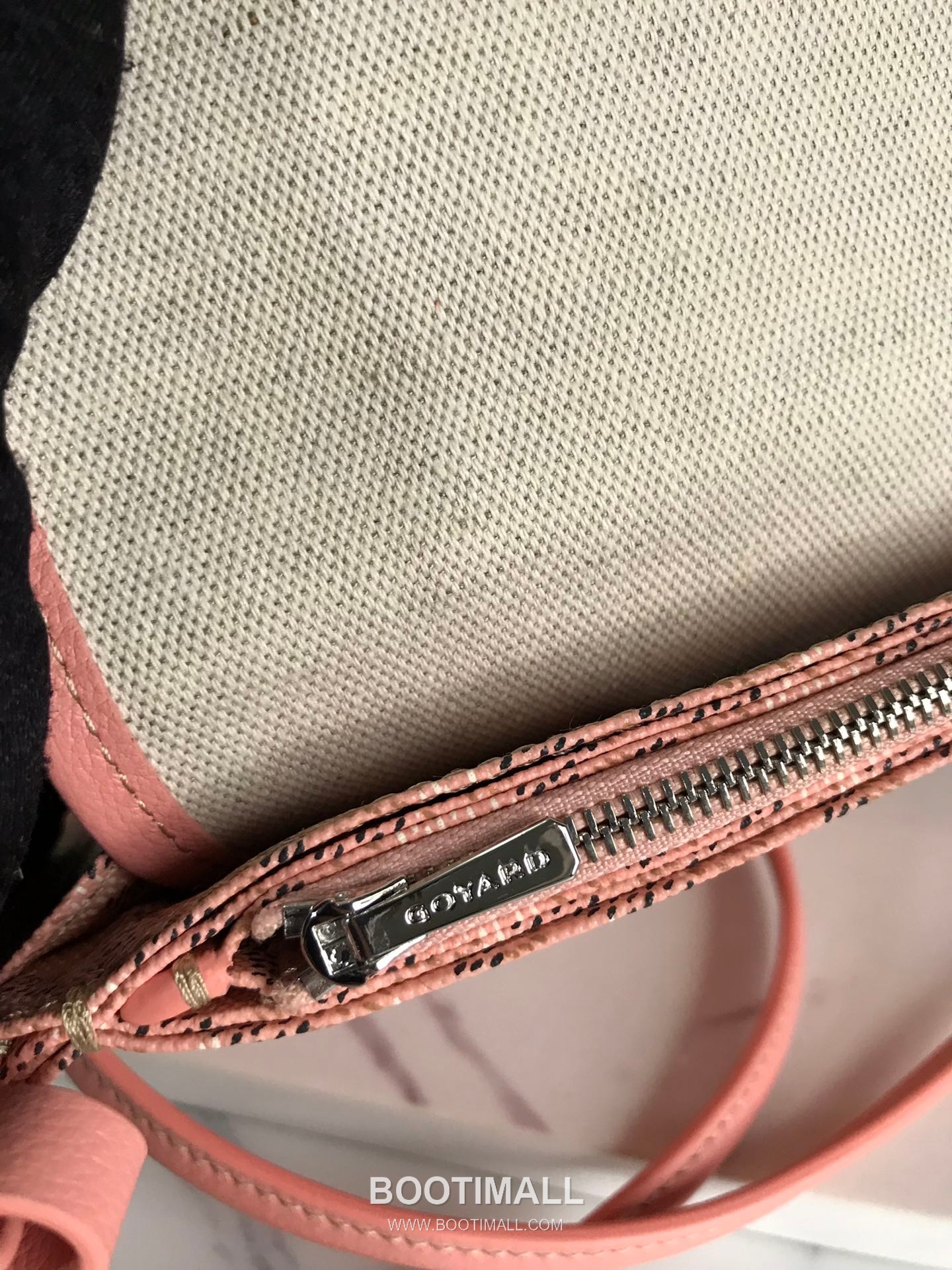 Goyard Plumetis Triple Compartment Pink Multicolor Painted Coated Canvas Crossbody Bag 고야드 플뤼메티스 020188 핑크 멀티컬러 페인티드 코팅 캔버스 크로스백 20cm 6