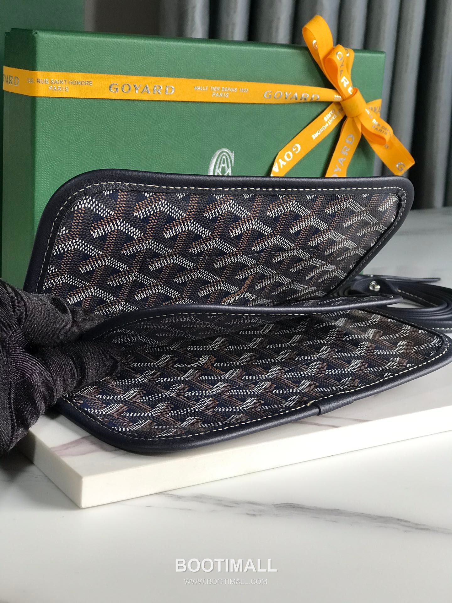 Goyard Plumet Triple Compartment Crossbody Bag 고야드 플뤼메 020188 트리플 컴파트먼트 크로스백 20cm 3