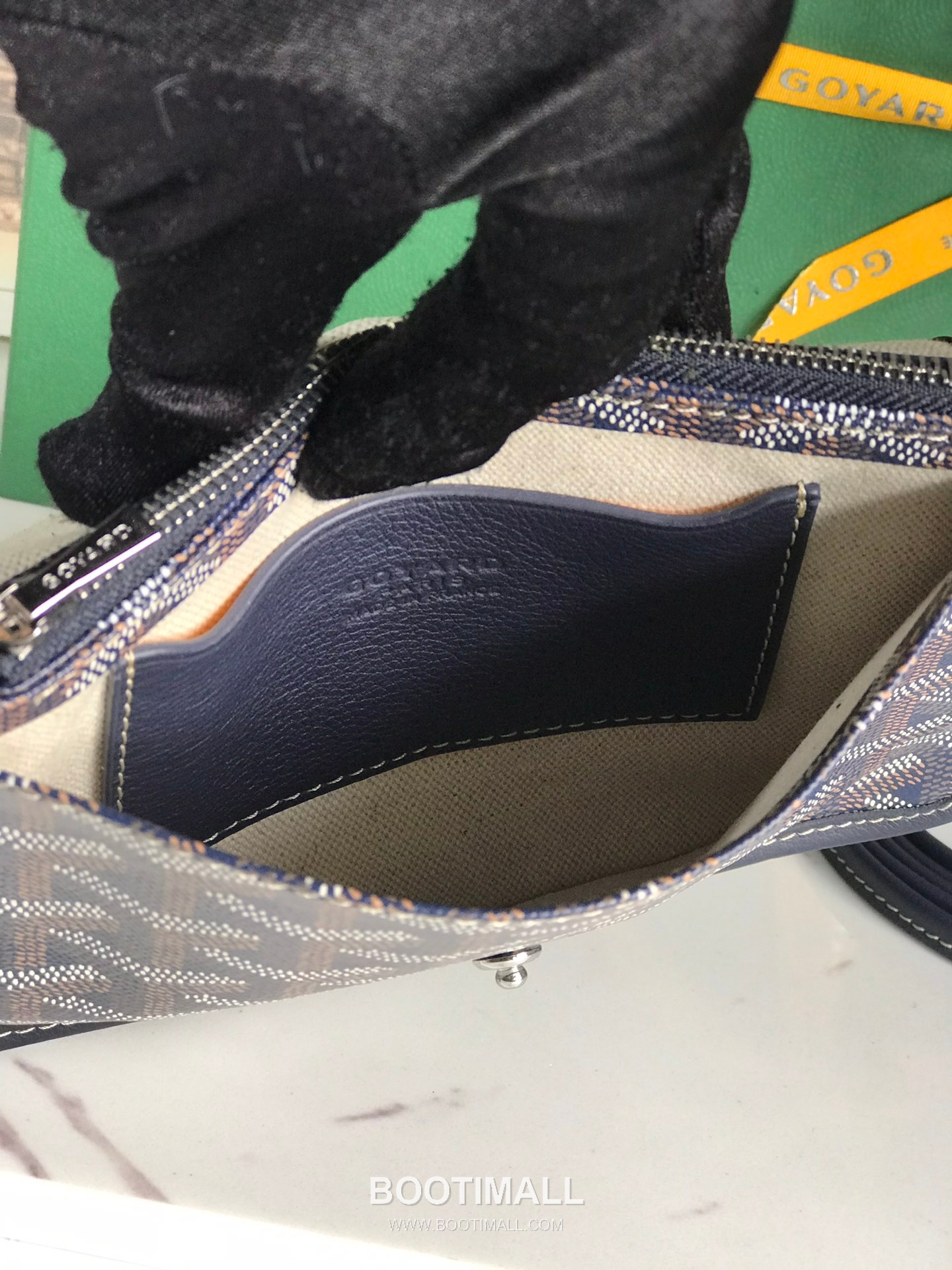 Goyard Plumet Triple Compartment Crossbody Bag 고야드 플뤼메 020188 트리플 컴파트먼트 크로스백 20cm 8