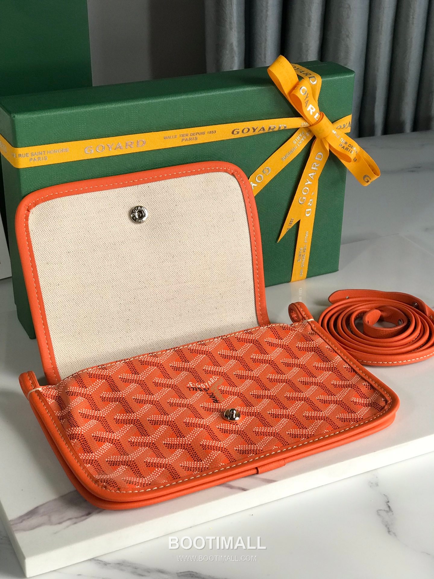 Goyard Plumet Triple Compartment Crossbody Bag 고야드 플뤼메 020188 트리플 컴파트먼트 크로스백 20cm 4