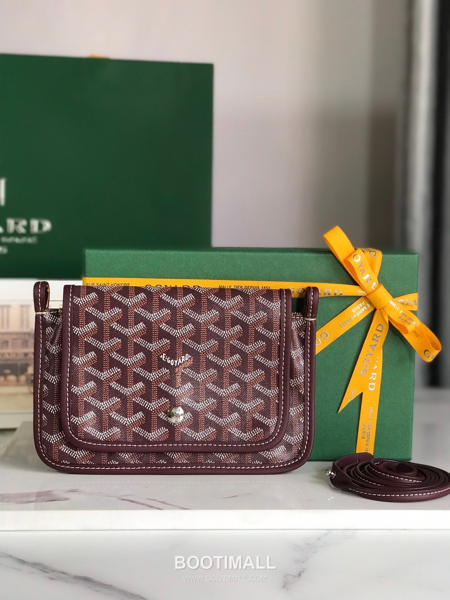 Goyard Plumet Triple Compartment Crossbody Bag 고야드 플뤼메 020188 트리플 컴파트먼트 크로스백 20cm 1