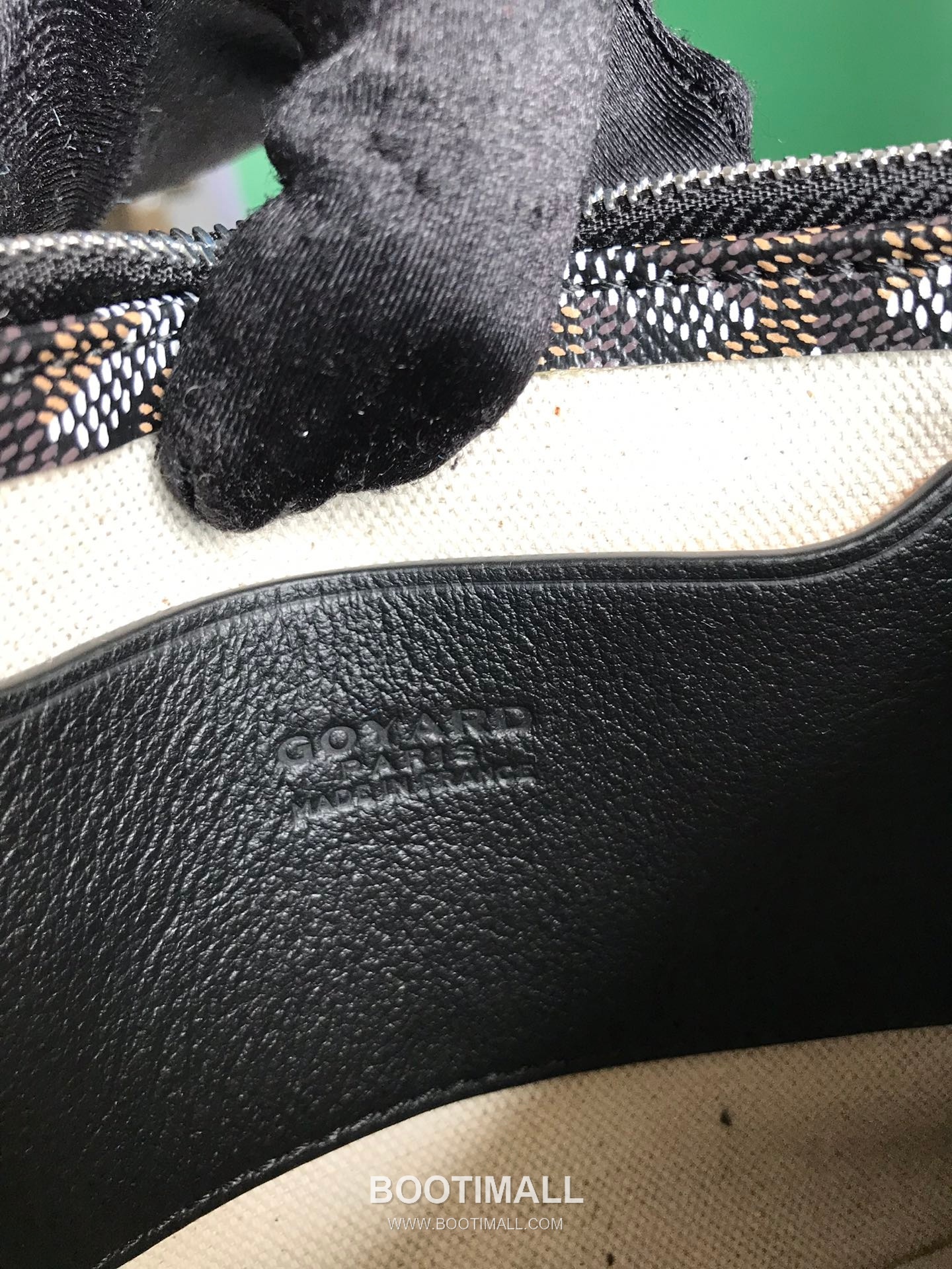 Goyard Plumet Triple Compartment Crossbody Bag 고야드 플뤼메 020188 트리플 컴파트먼트 크로스백 20cm 8