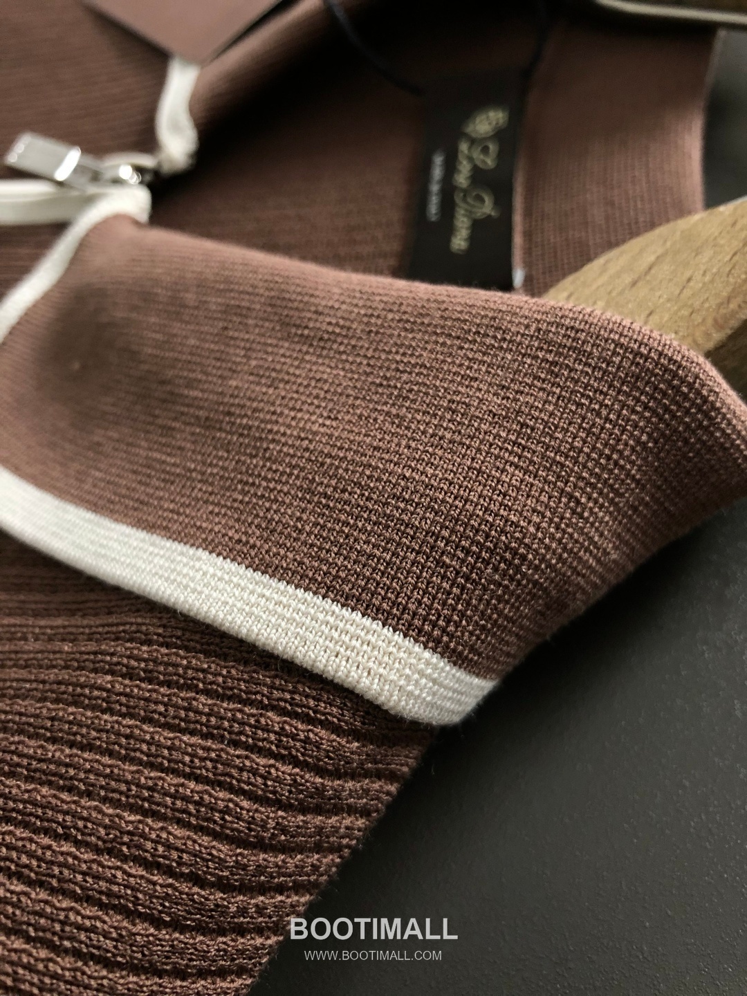 Off-White LP Striped Contrast Zip Short Sleeve Polo Shirt Brown LP 스트라이프 배색 지퍼 반팔 폴로 셔츠 브라운 6