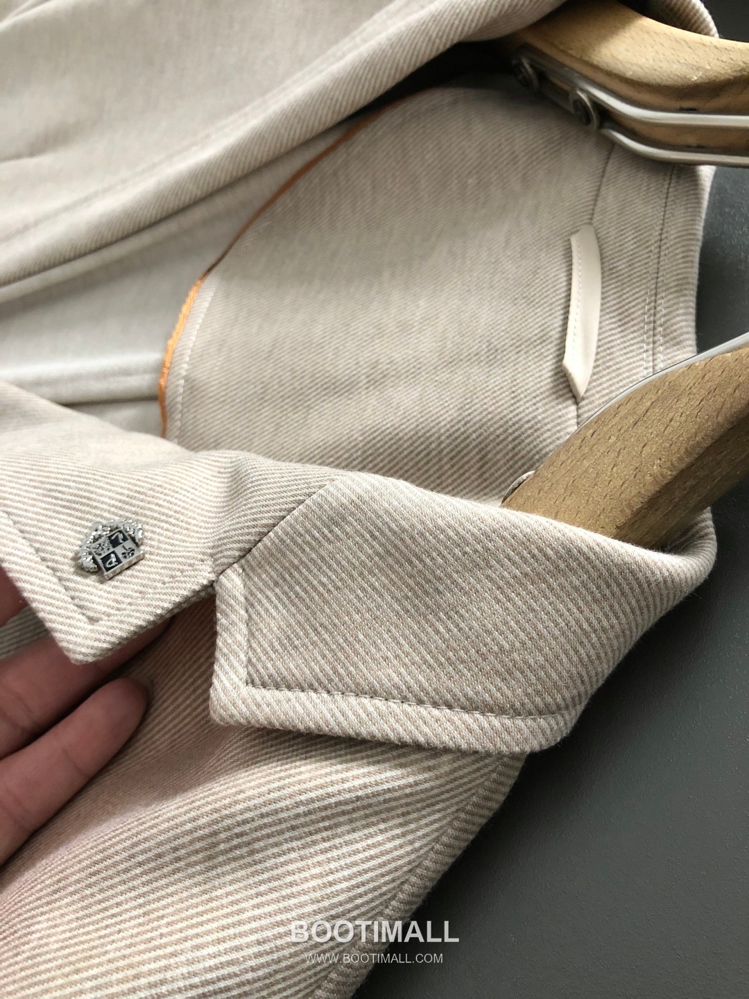 Loro Piana Metal Button Short Sleeve Polo Shirt 로로피아나 메탈 버튼 반팔 폴로 셔츠 4