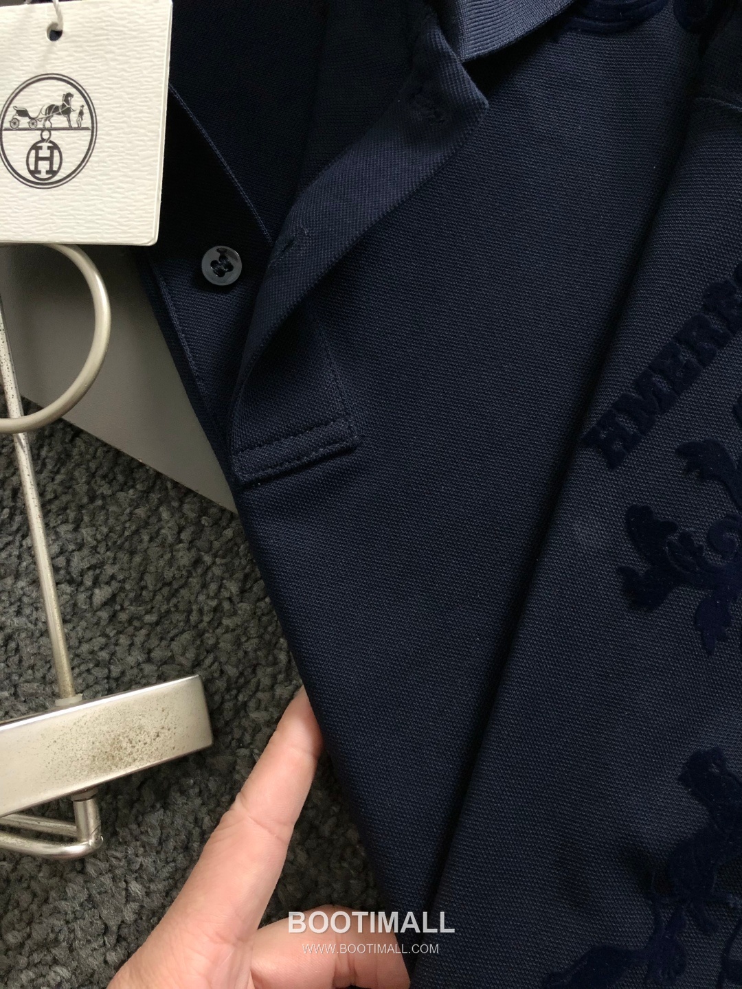 Hermes Velvet Horse Year Palace Print Short Sleeve Polo Shirt Blue Red 에르메스 마년 벨벳 궁정 프린트 반팔 폴로 셔츠 블루 레드 3