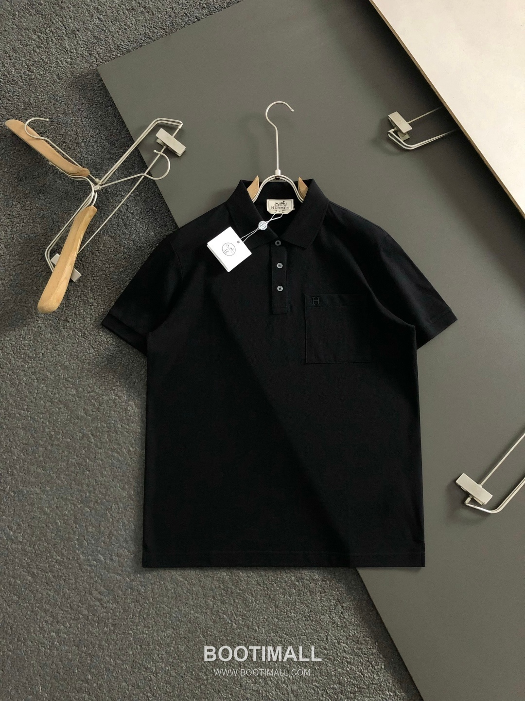 Hermes H Embroidery Pocket Short Sleeve T-Shirt Black White Brown 에르메스 H 자수 포켓 반팔 티셔츠 블랙 화이트 브라운 2