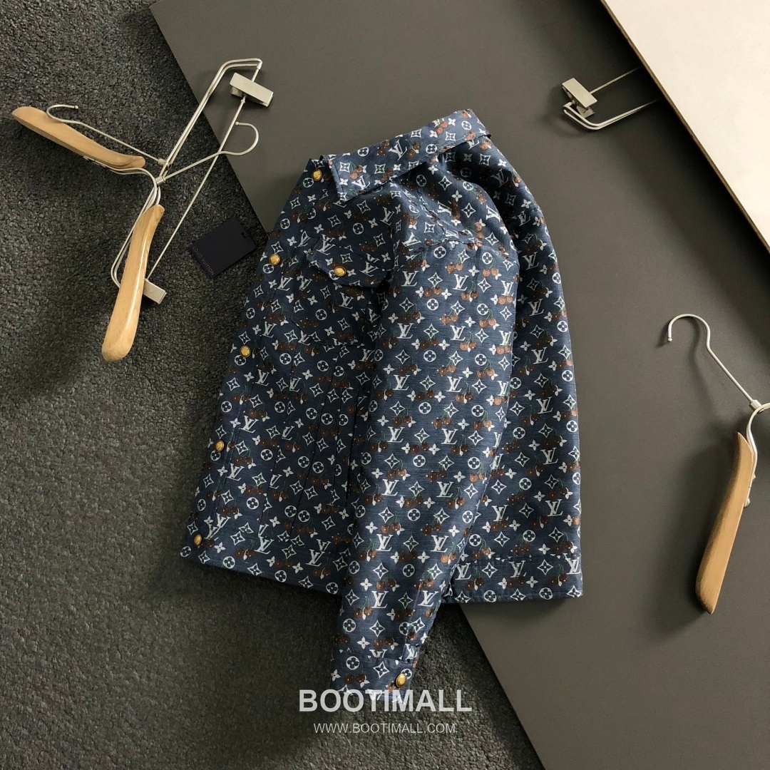 Louis Vuitton LV Monogram Cherry Embroidery Jacket Blue LV 루이비통 모노그램 체리 자카드 자켓 블루 1