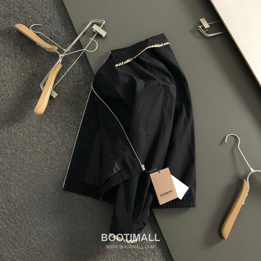 Burberry Check Trim Logo Embroidery Jacket Black 버버리 체크 트리밍 로고 자수 자켓 블랙 1