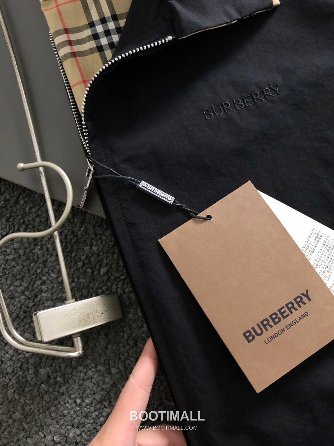 Burberry Check Trim Logo Embroidery Jacket Black 버버리 체크 트리밍 로고 자수 자켓 블랙 3