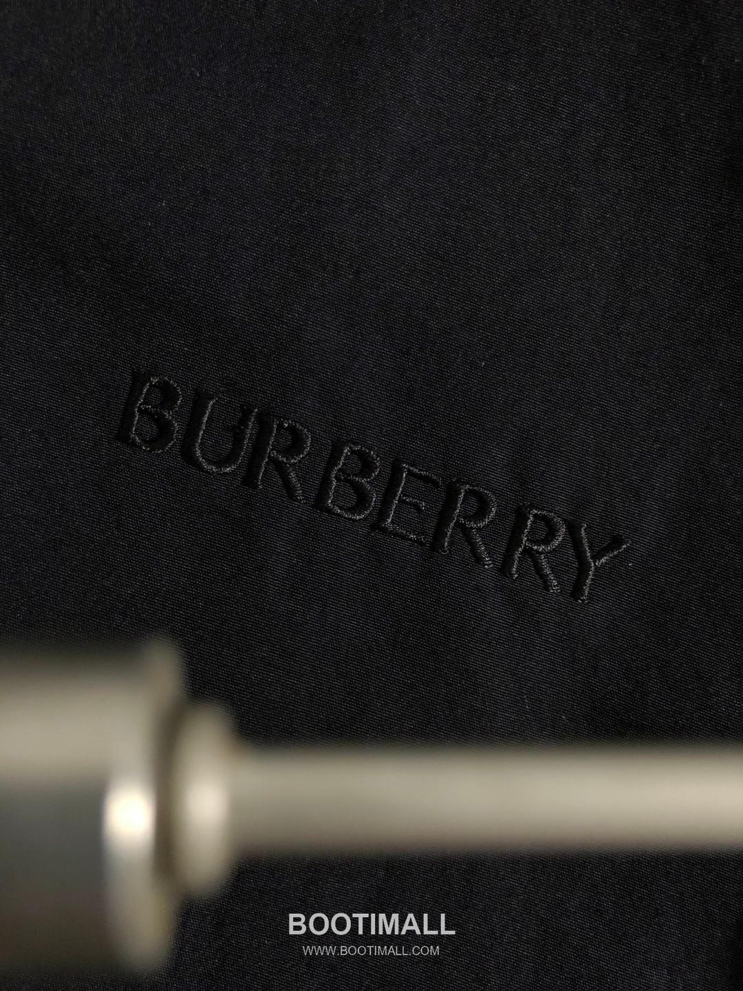 Burberry Check Trim Logo Embroidery Jacket Black 버버리 체크 트리밍 로고 자수 자켓 블랙 9
