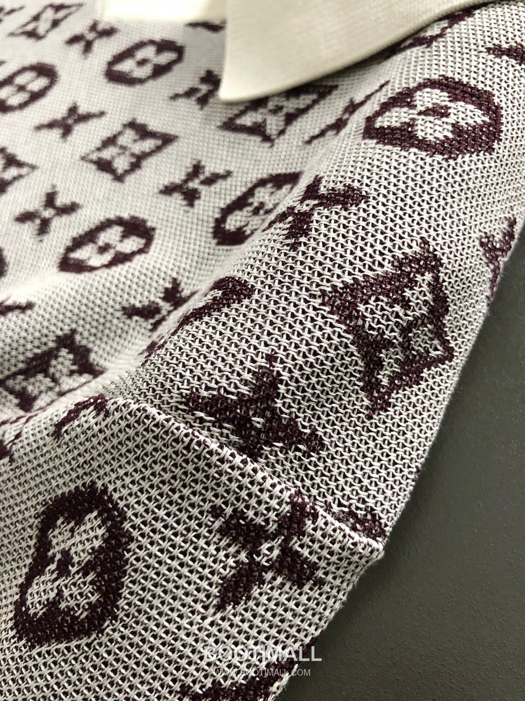 Louis Vuitton Monogram Letter Polo Collar Short Sleeve T-Shirt Brown 루이비통 모노그램 레터 폴로 카라 반팔 티셔츠 브라운 9