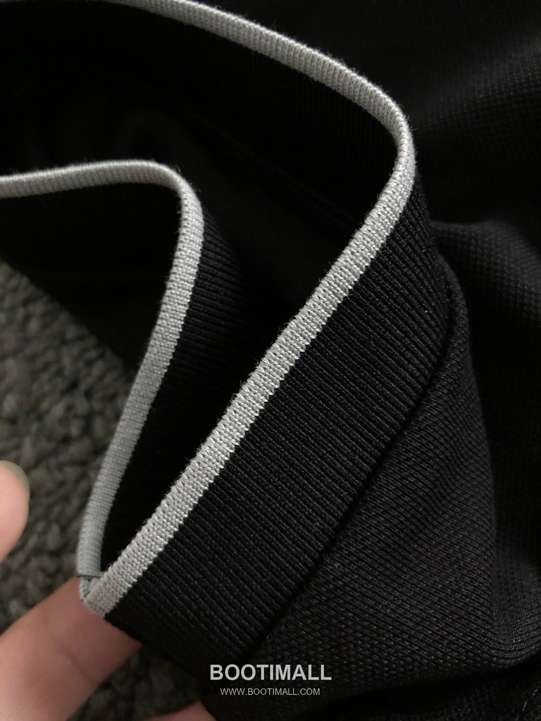 LF Three-Color Logo Embroidery Short Sleeve T-Shirt Black White Blue LF 3 컬러 로고 자수 반팔 티셔츠 블랙 화이트 블루 10