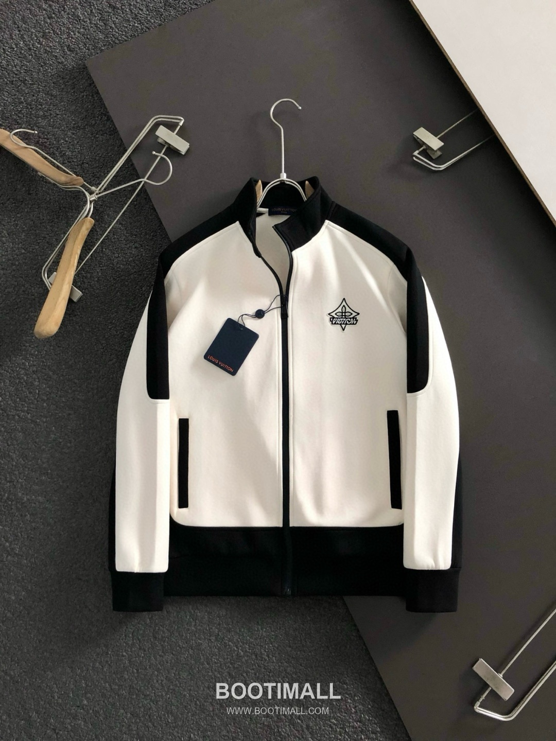 Lacoste Color Block Letter Embroidery Stand Collar Jacket Blue White 라코스테 컬러 블록 레터 자수 스탠드 칼라 자켓 블루 화이트 2