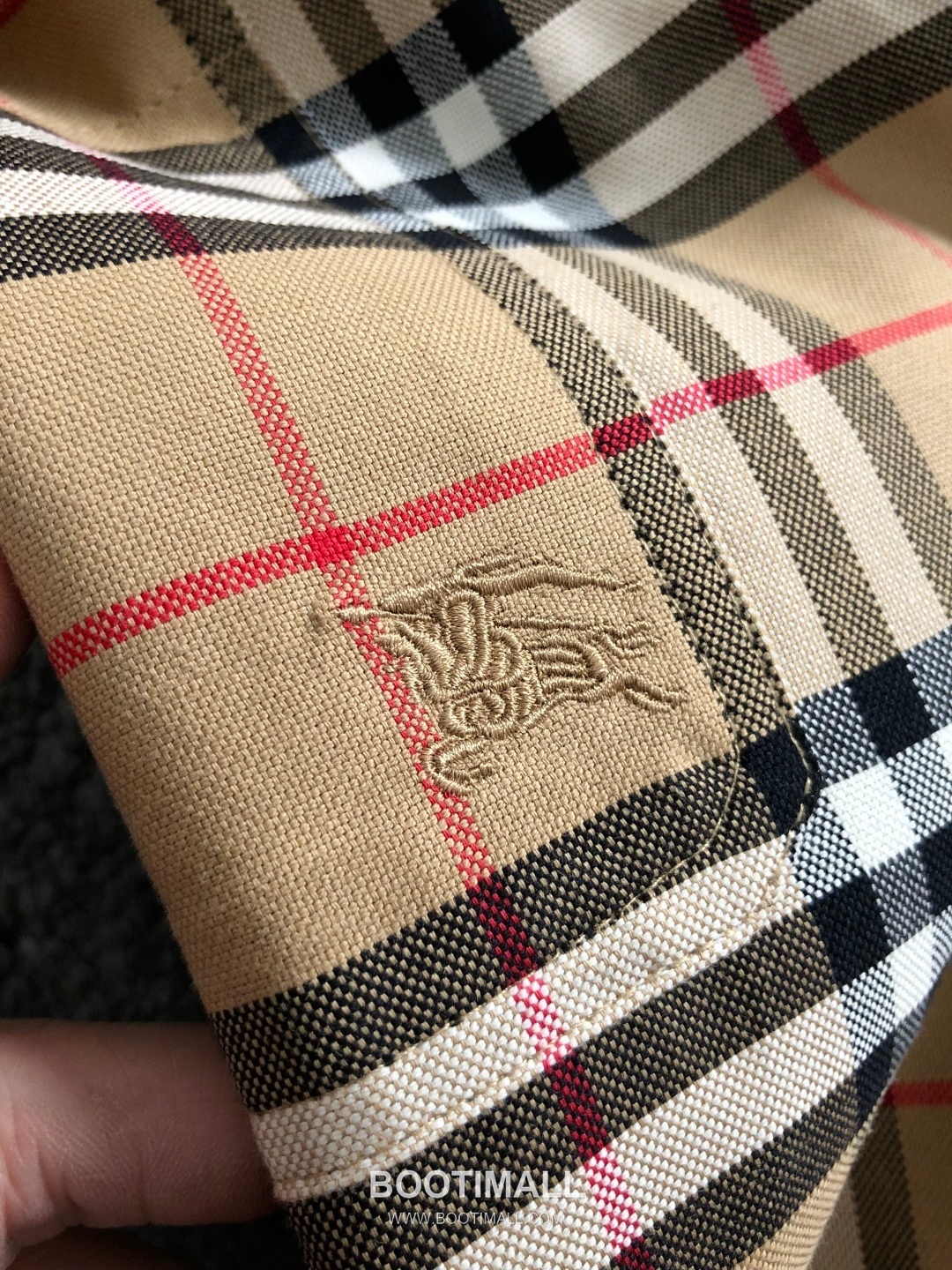 Burberry Check Pattern Logo Jacket Beige 버버리 체크 패턴 로고 자켓 베이지 5