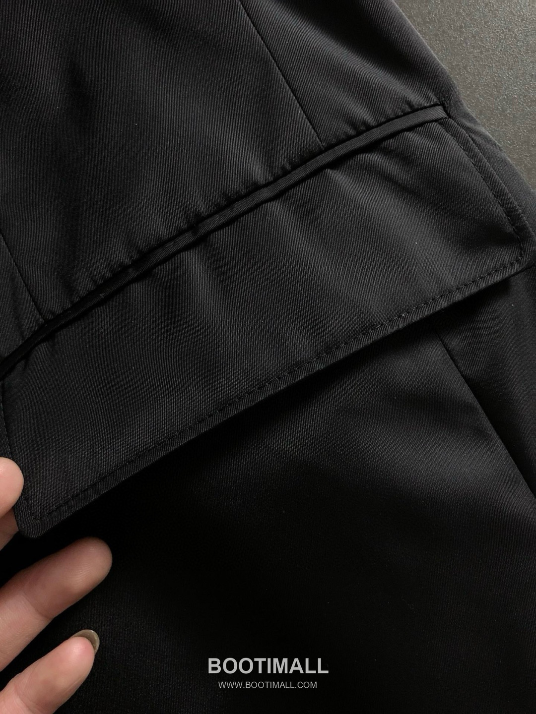 Prada Metal Triangle Logo Tailored Blazer Short Sleeve Black 프라다 메탈 트라이앵글 로고 테일러드 블레이저 반팔 블랙 7