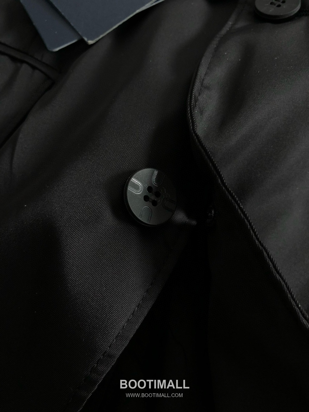 Prada Metal Triangle Logo Tailored Blazer Short Sleeve Black 프라다 메탈 트라이앵글 로고 테일러드 블레이저 반팔 블랙 8