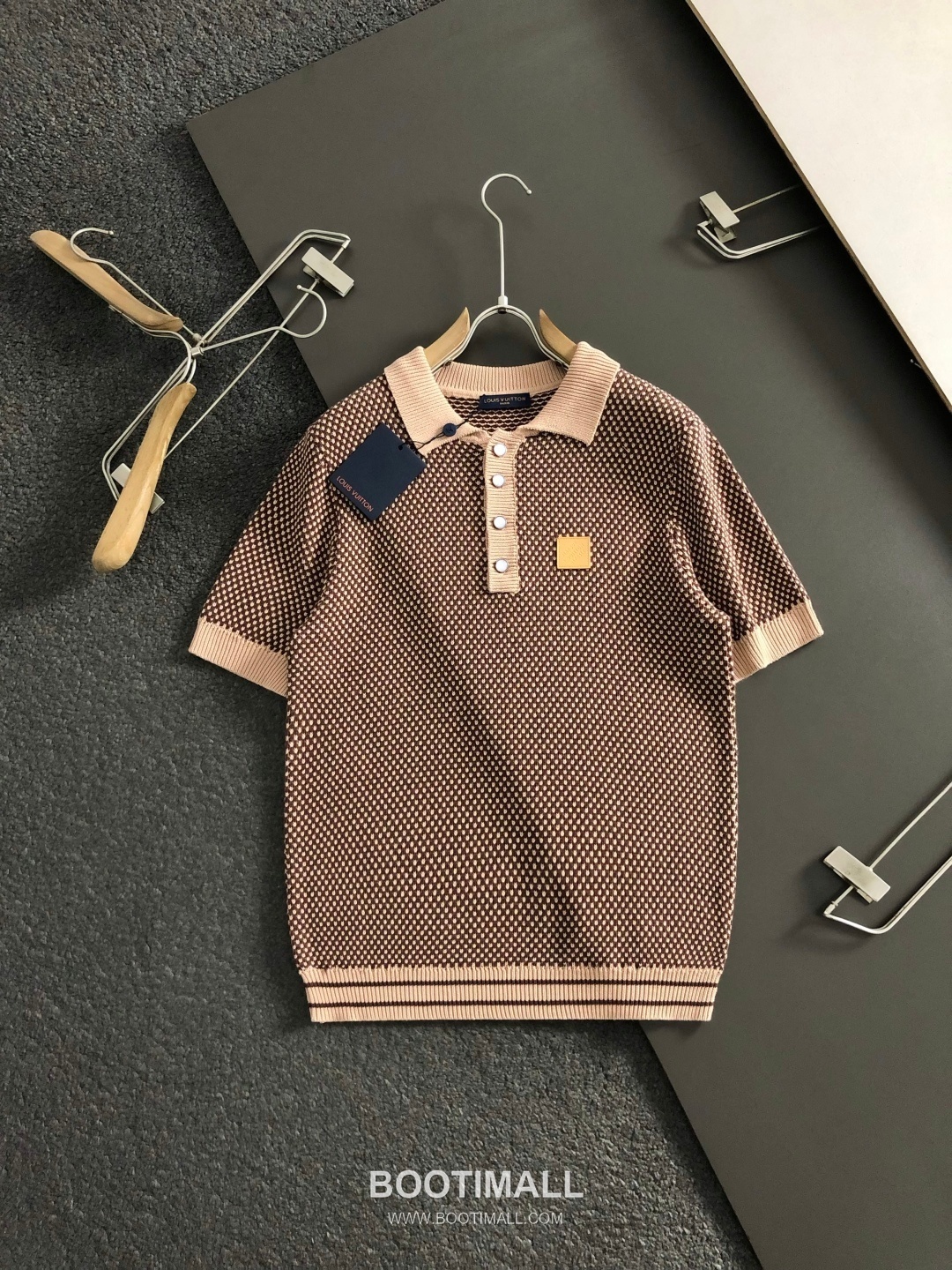 Off-White L Brand Contrast Collar Wool Short Sleeve Polo Shirt Brown Black White Blue L 브랜드 콘트라스트 칼라 울 반팔 폴로 셔츠 브라운 블랙 화이트 블루 2