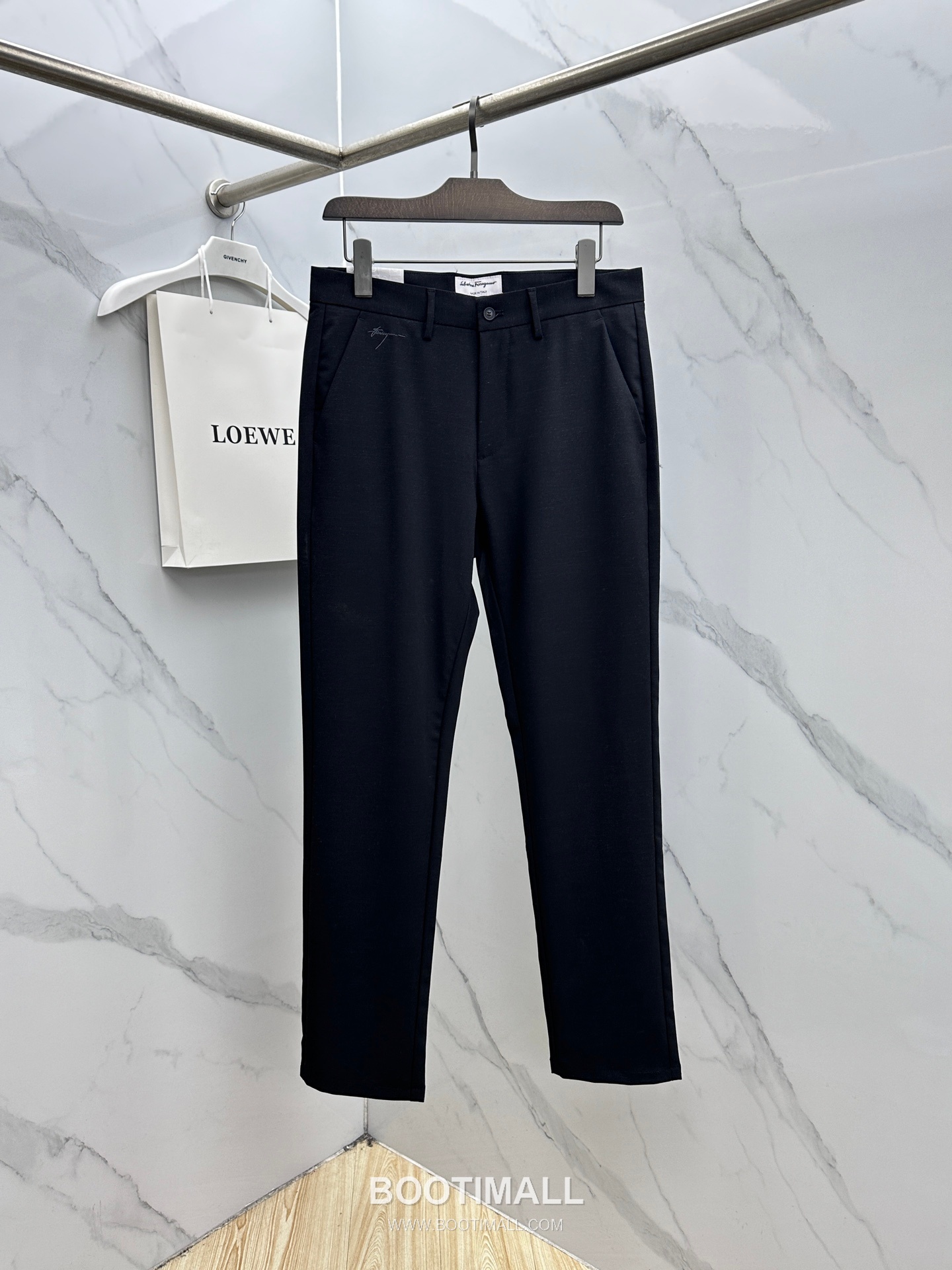 Ferragamo Tailored Cotton Blend Trousers Black 페라가모 테일러드 코튼 블렌드 트라우저 블랙 2