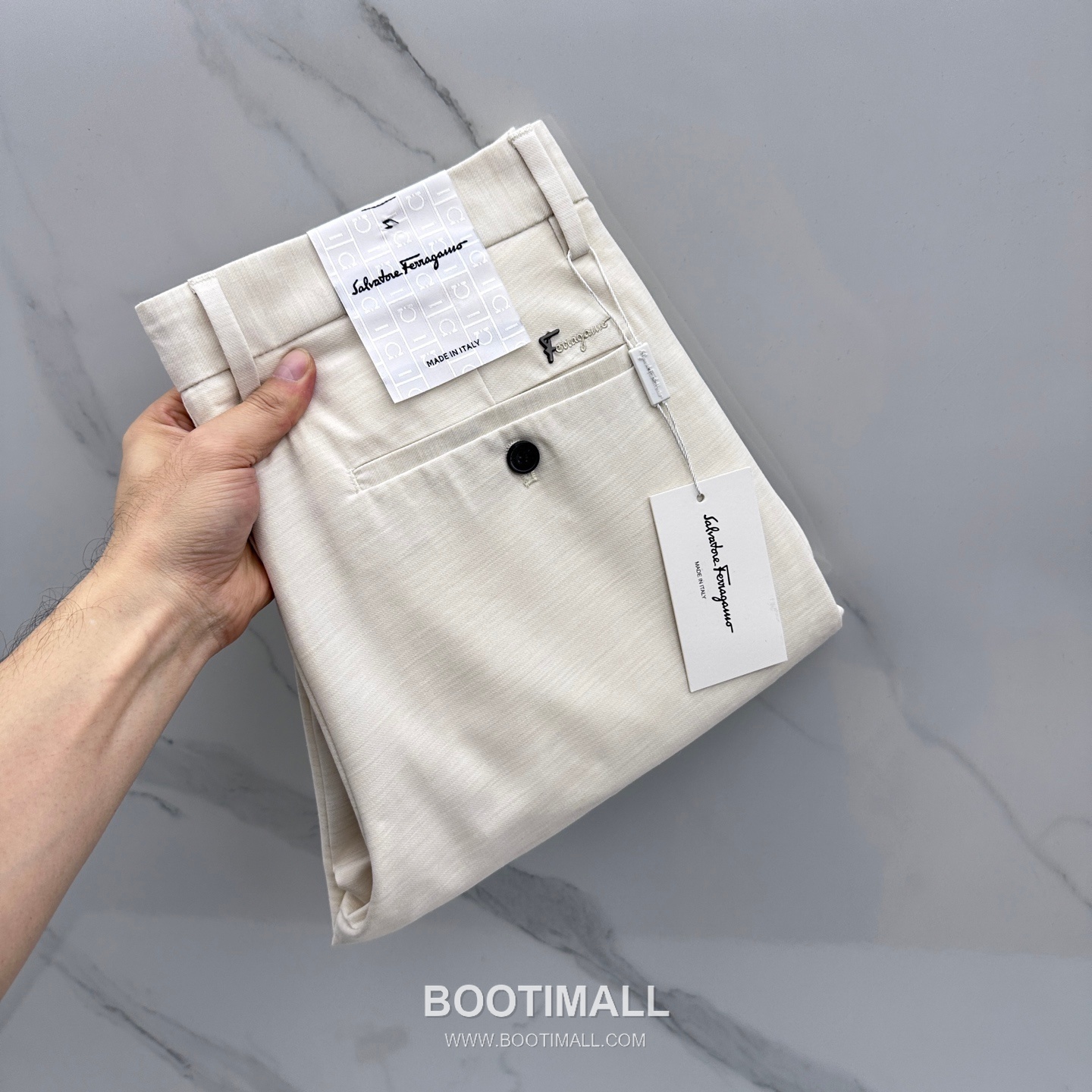 Ferragamo Tailored Cotton Blend Trousers Black 페라가모 테일러드 코튼 블렌드 트라우저 블랙 1