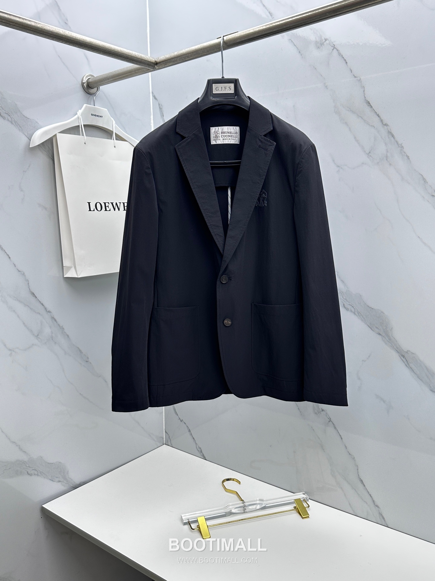 BC Early Spring Luxury Minimalist Tailored Blazer Black 비씨 얼리 스프링 럭셔리 미니멀리스트 테일러드 블레이저 블랙 1