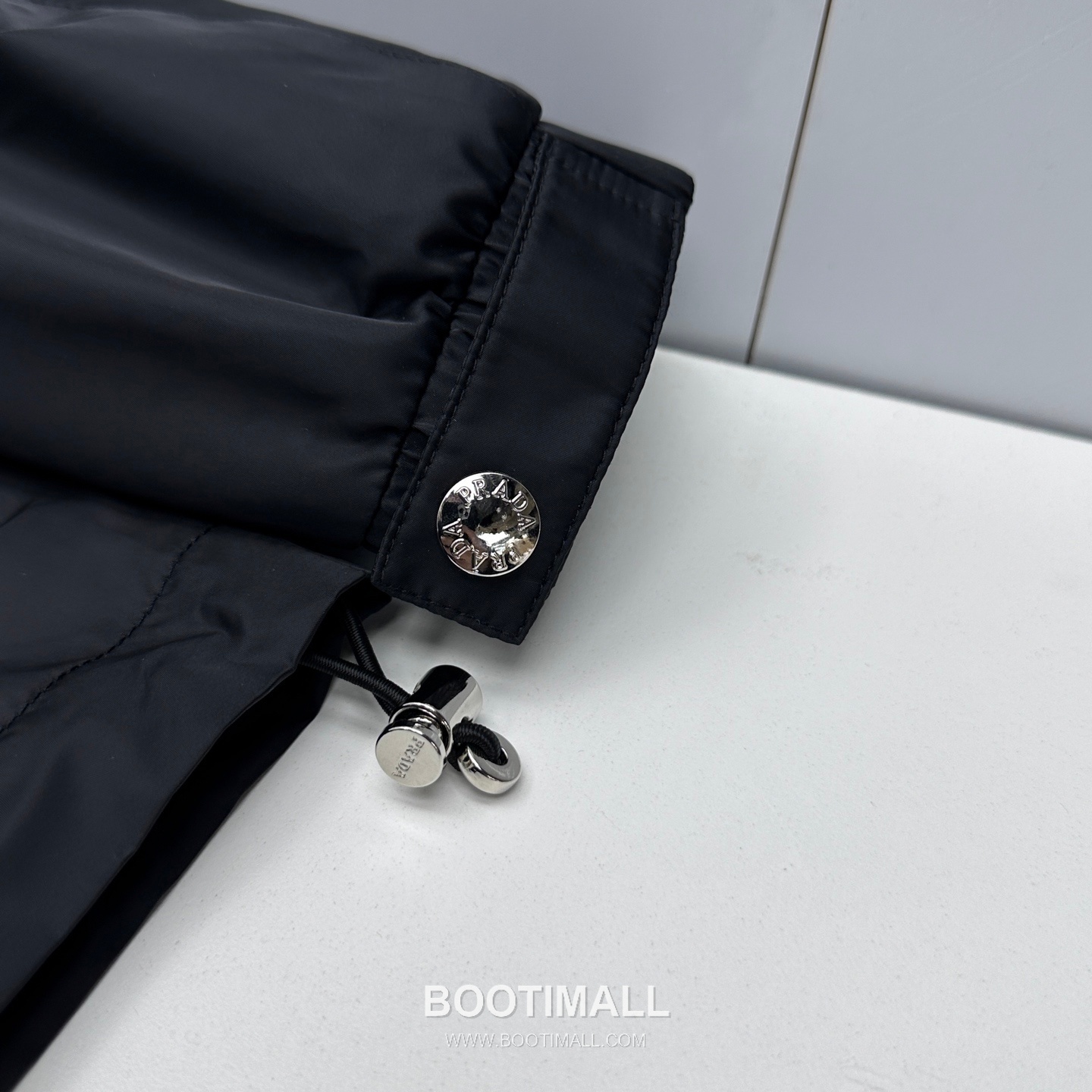 Prada 2026 SS Stand Collar Jacket 프라다 2026 스프링 스탠드 칼라 자켓 P440 9