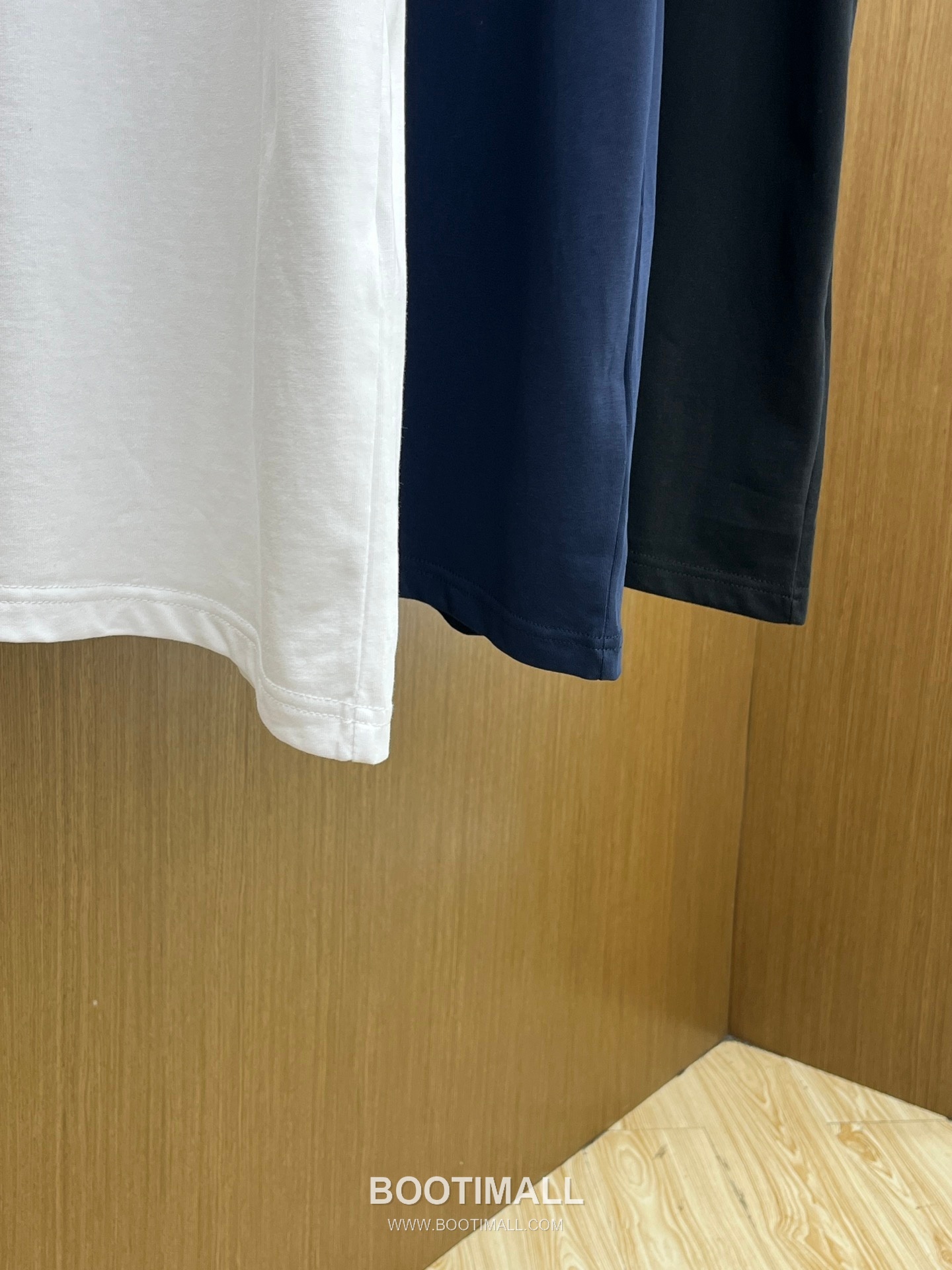 Louis Vuitton Logo Print Cotton Round Neck Short Sleeve T-Shirt 루이비통 로고 프린트 코튼 라운드넥 반팔 티셔츠 7