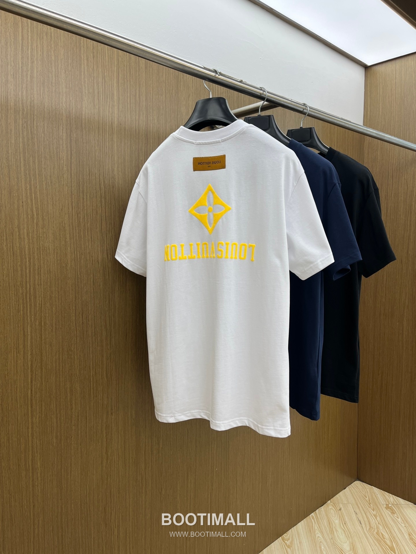 Louis Vuitton Logo Print Cotton Round Neck Short Sleeve T-Shirt 루이비통 로고 프린트 코튼 라운드넥 반팔 티셔츠 9