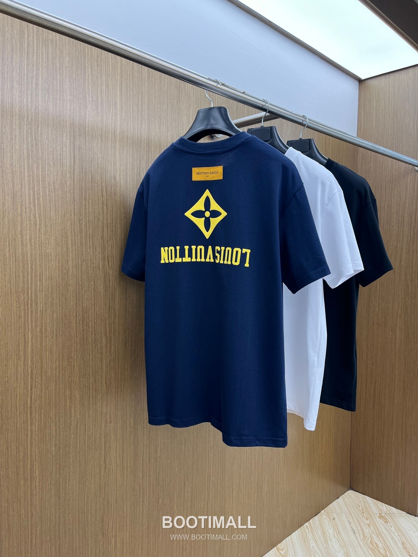 Louis Vuitton Logo Print Cotton Round Neck Short Sleeve T-Shirt 루이비통 로고 프린트 코튼 라운드넥 반팔 티셔츠 9