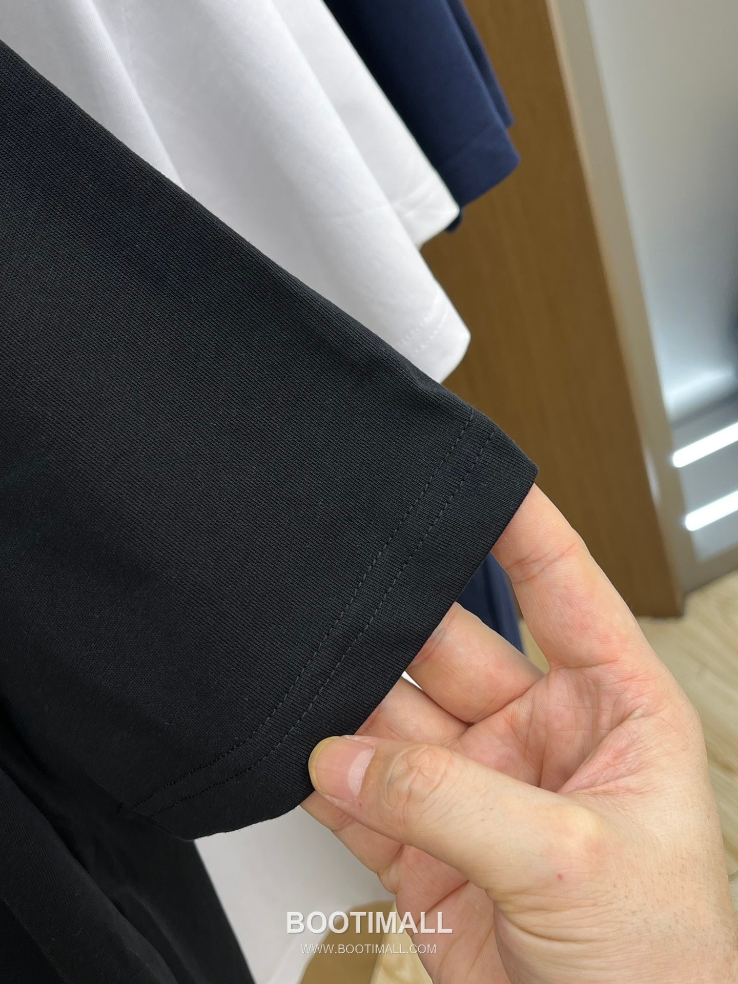 Louis Vuitton Logo Print Cotton T-Shirt 루이비통 로고 프린트 코튼 티셔츠 6