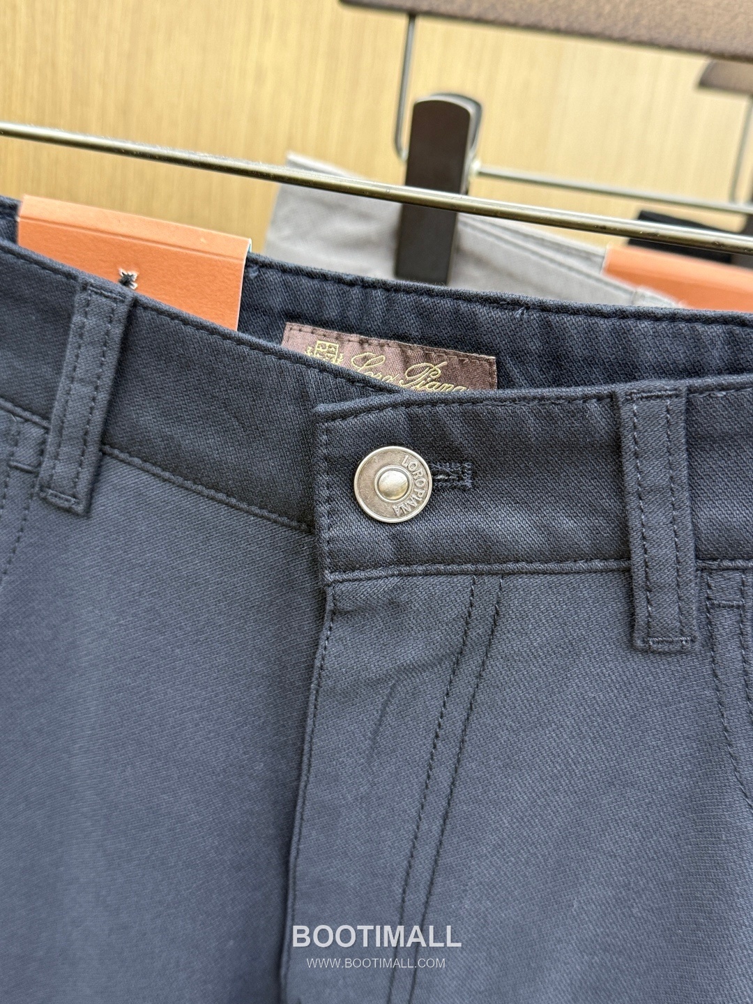 Prada LP Tailored Wool Trousers Black 프라다 LP 테일러드 울 트라우저 블랙 4