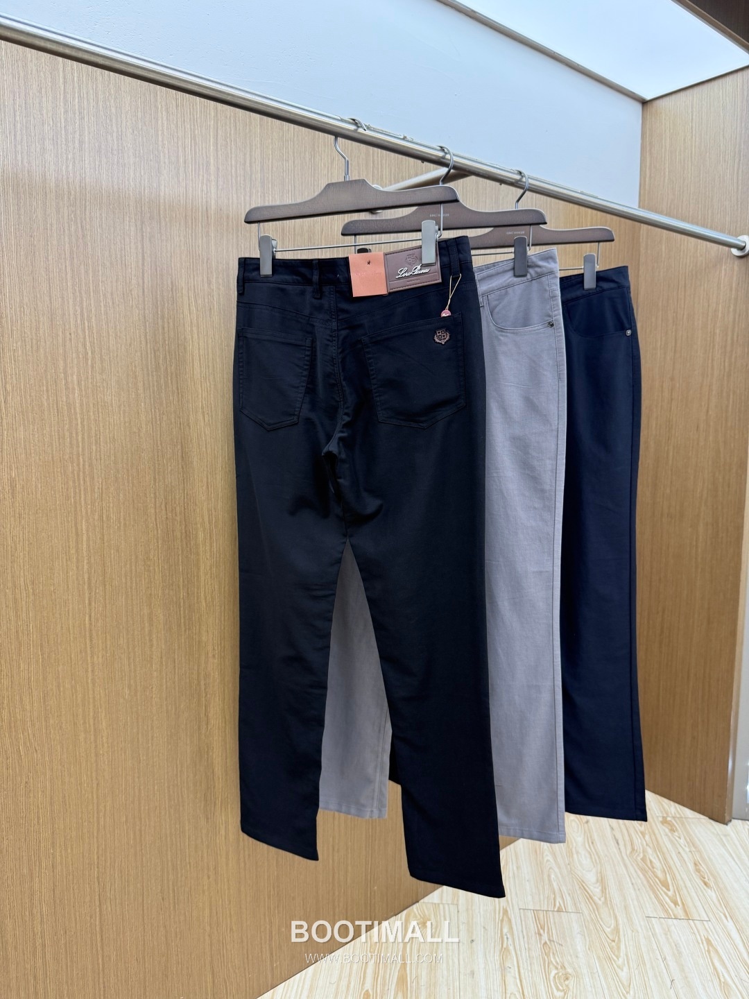 Prada 2026 Early Spring Casual Wool Trousers Black 프라다 2026 얼리 스프링 캐주얼 울 트라우저 블랙 8