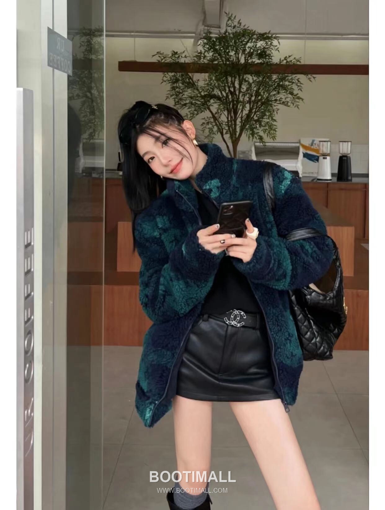 Louis Vuitton Teddy Camouflage High Neck Fleece Jacket 루이비통 테디 카모플라주 하이넥 플리스 자켓 2690 6