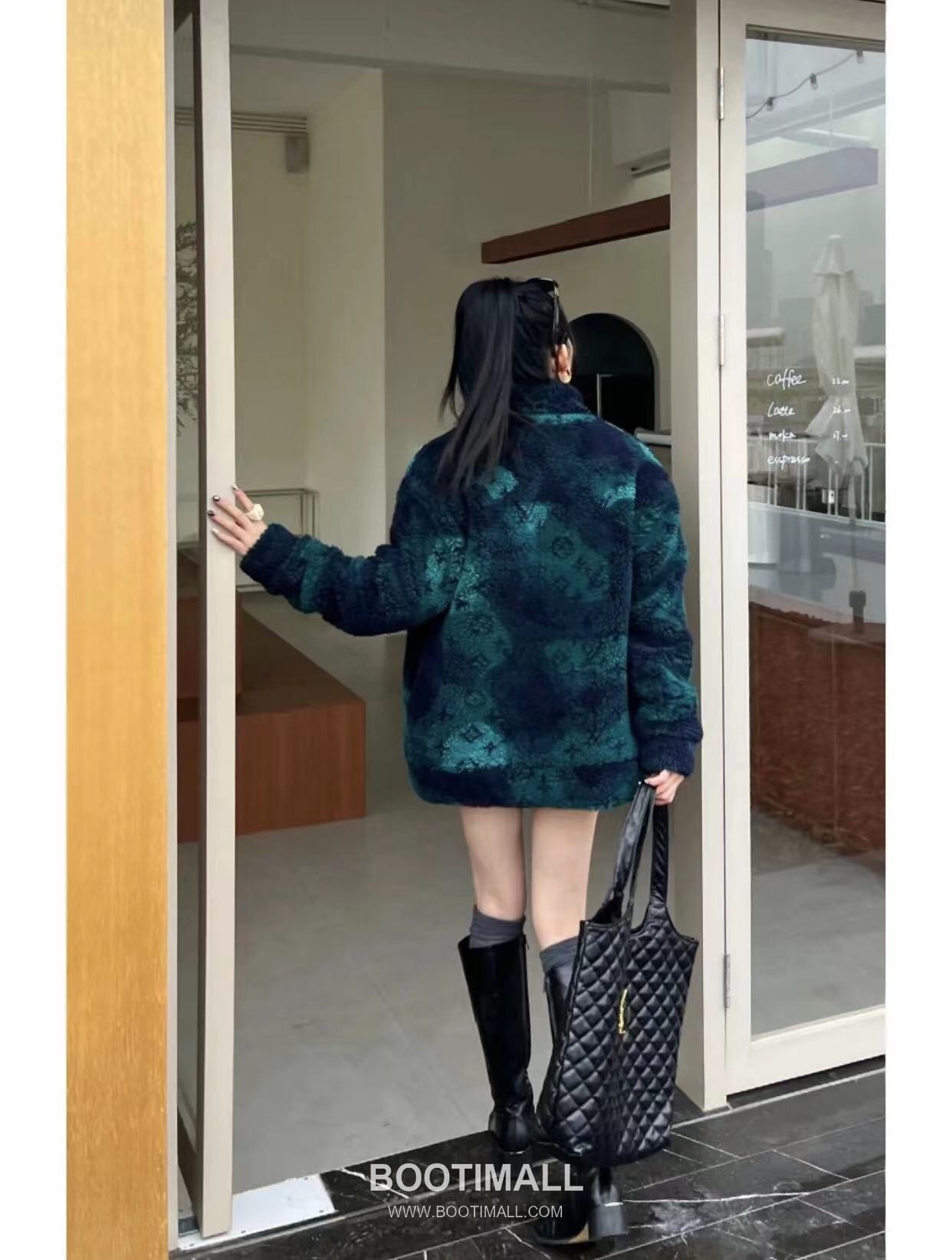 Louis Vuitton Teddy Camouflage High Neck Fleece Jacket 루이비통 테디 카모플라주 하이넥 플리스 자켓 2690 7
