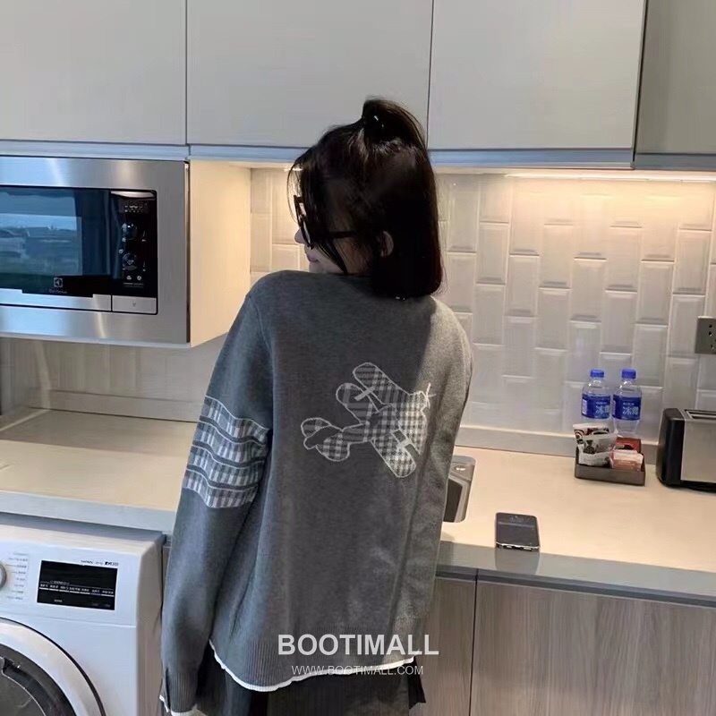 Thom Browne Four Bar Airplane Graphic Wool Knit Cardigan Grey 톰브라운 포 바 비행기 그래픽 울 니트 가디건 그레이 6